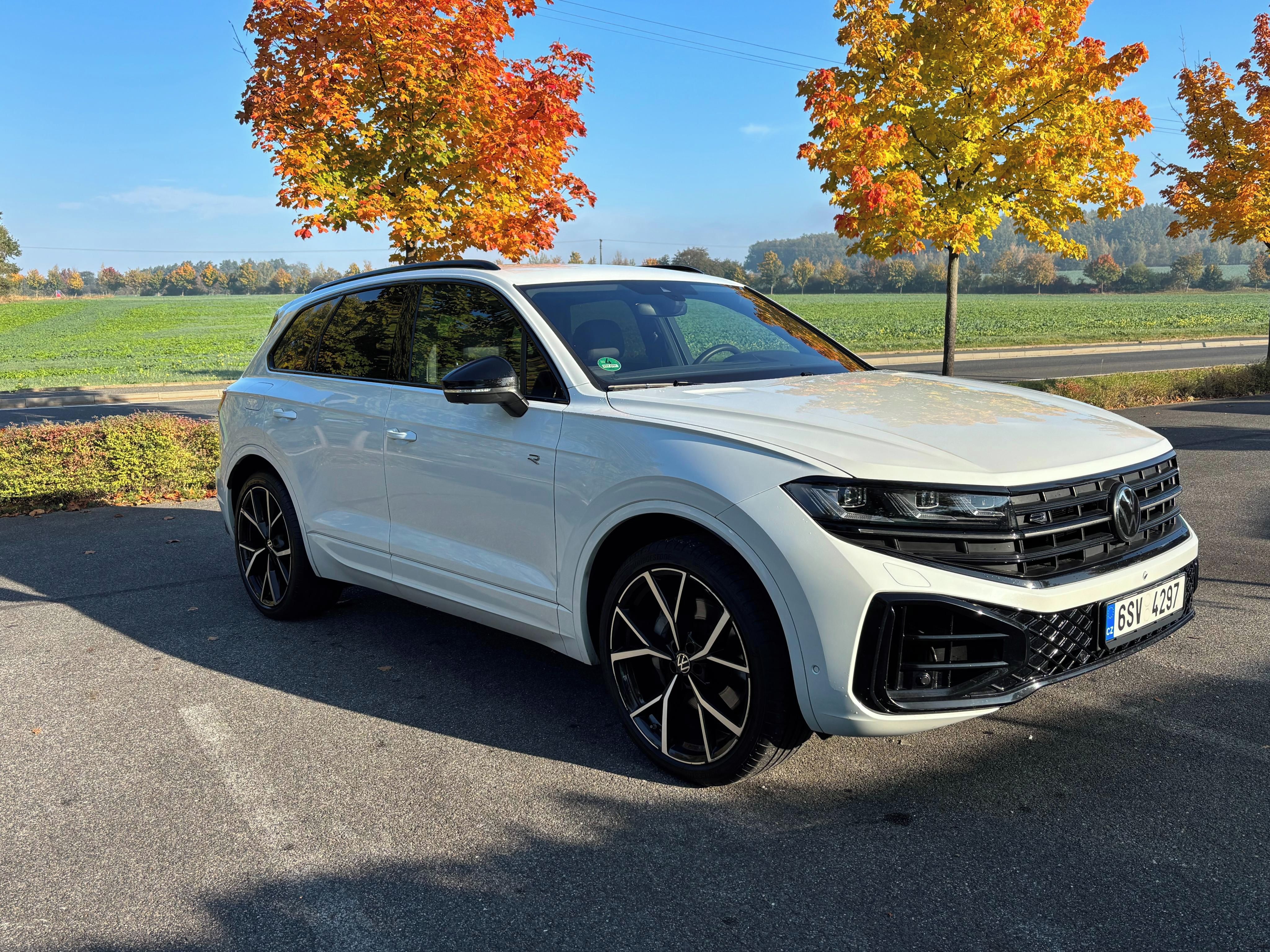 Volkswagen Touareg, 3.0Tsi,R-Line,4X4tažné,nez top - fotka 4