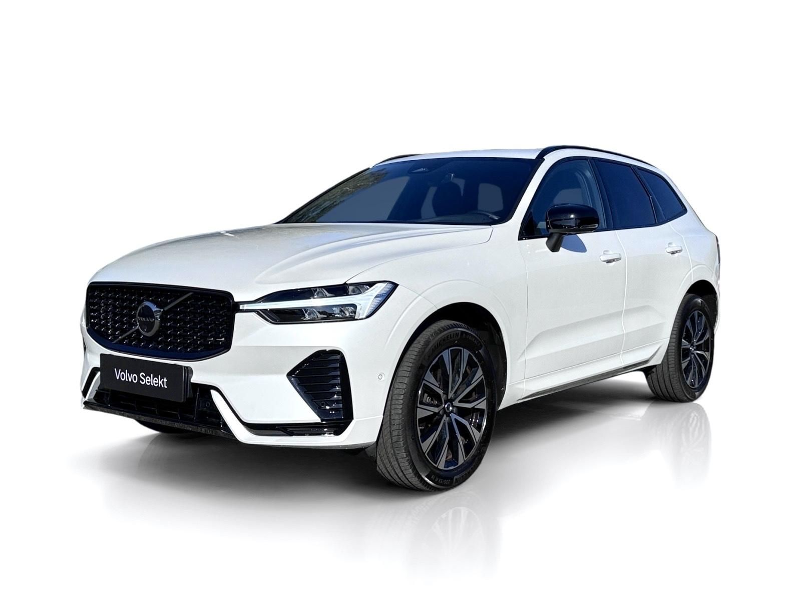 Volvo XC60, B5 AWD // PLUS DARK // 1.maj.