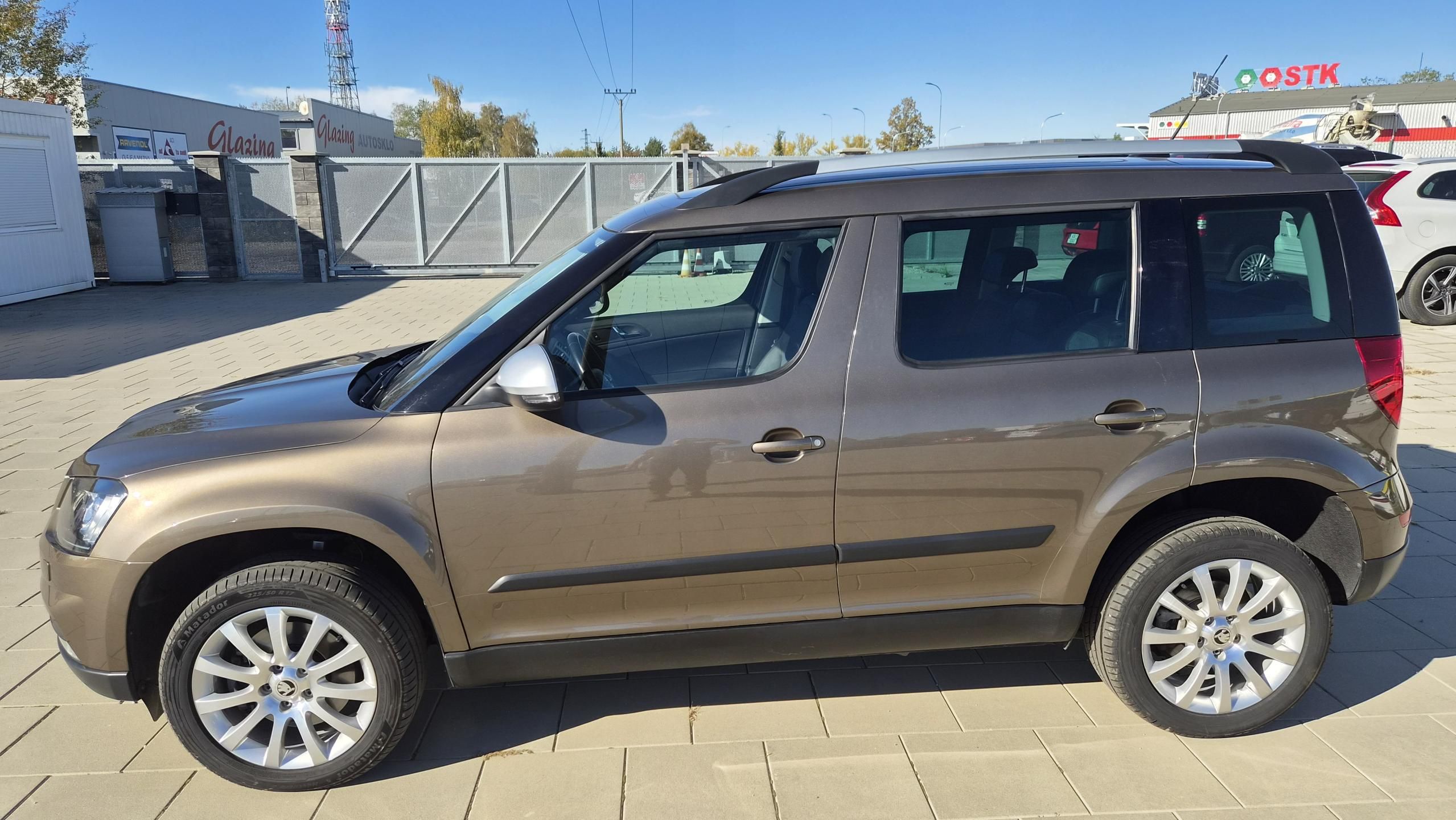 Škoda Yeti, 2,0TDi 4x4 DSG 125KW TOP! - fotka 5