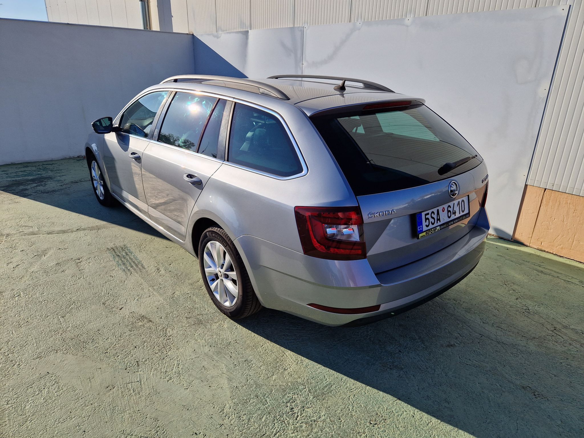 Škoda Octavia, Style 1,6 TDI DSG 85kw - fotka 4