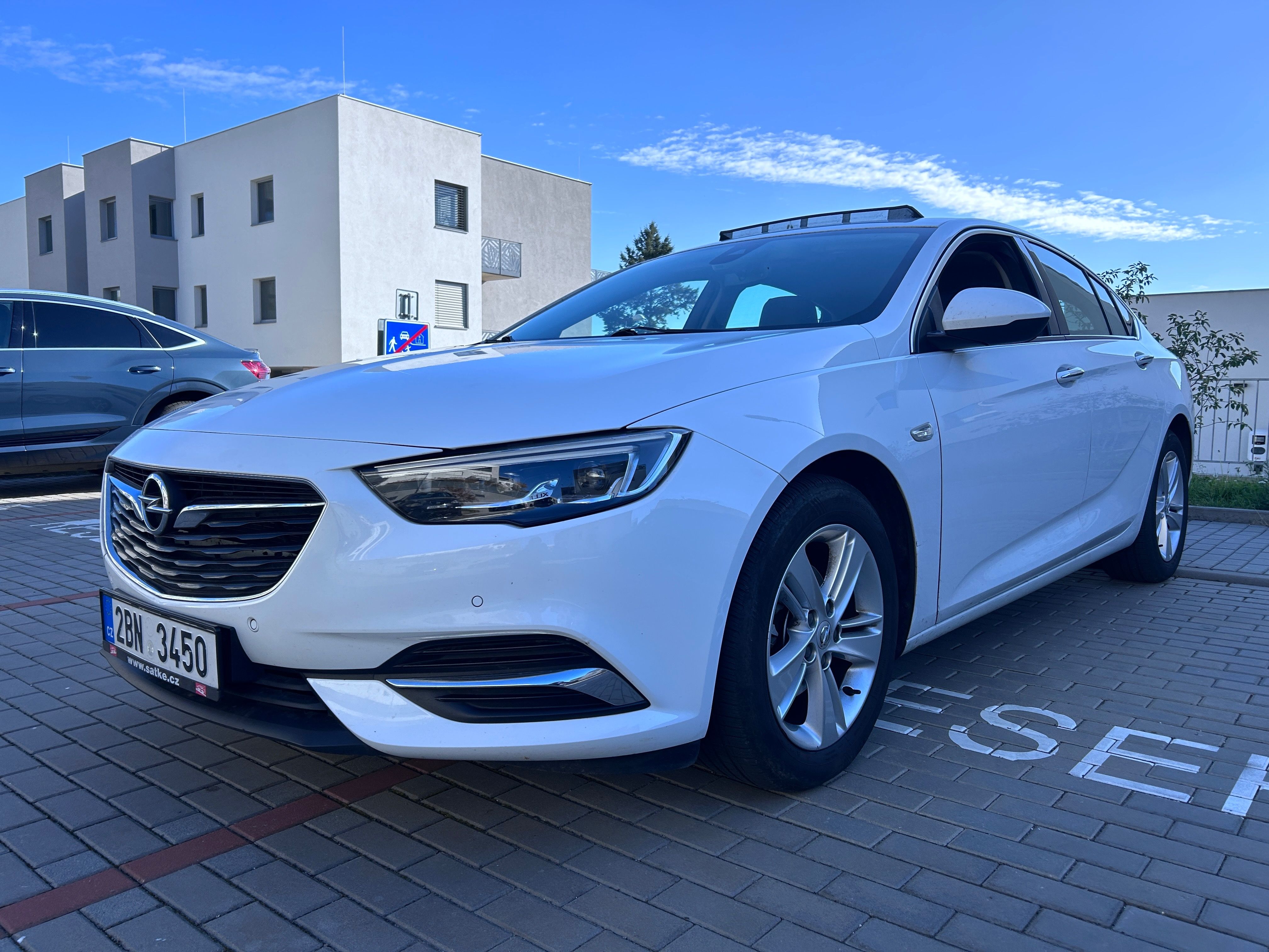Opel Insignia, GRAND SPORT