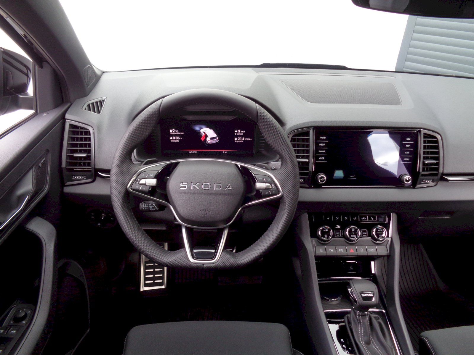 Škoda Karoq, Sportline 1.5 TSI 110 kW DSG - fotka 6