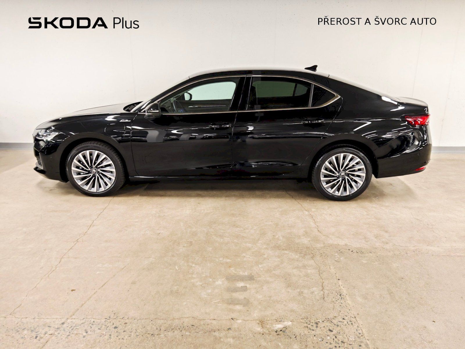 Škoda Superb, iV 1.5 TSI 150 kW DSG L&K - fotka 3