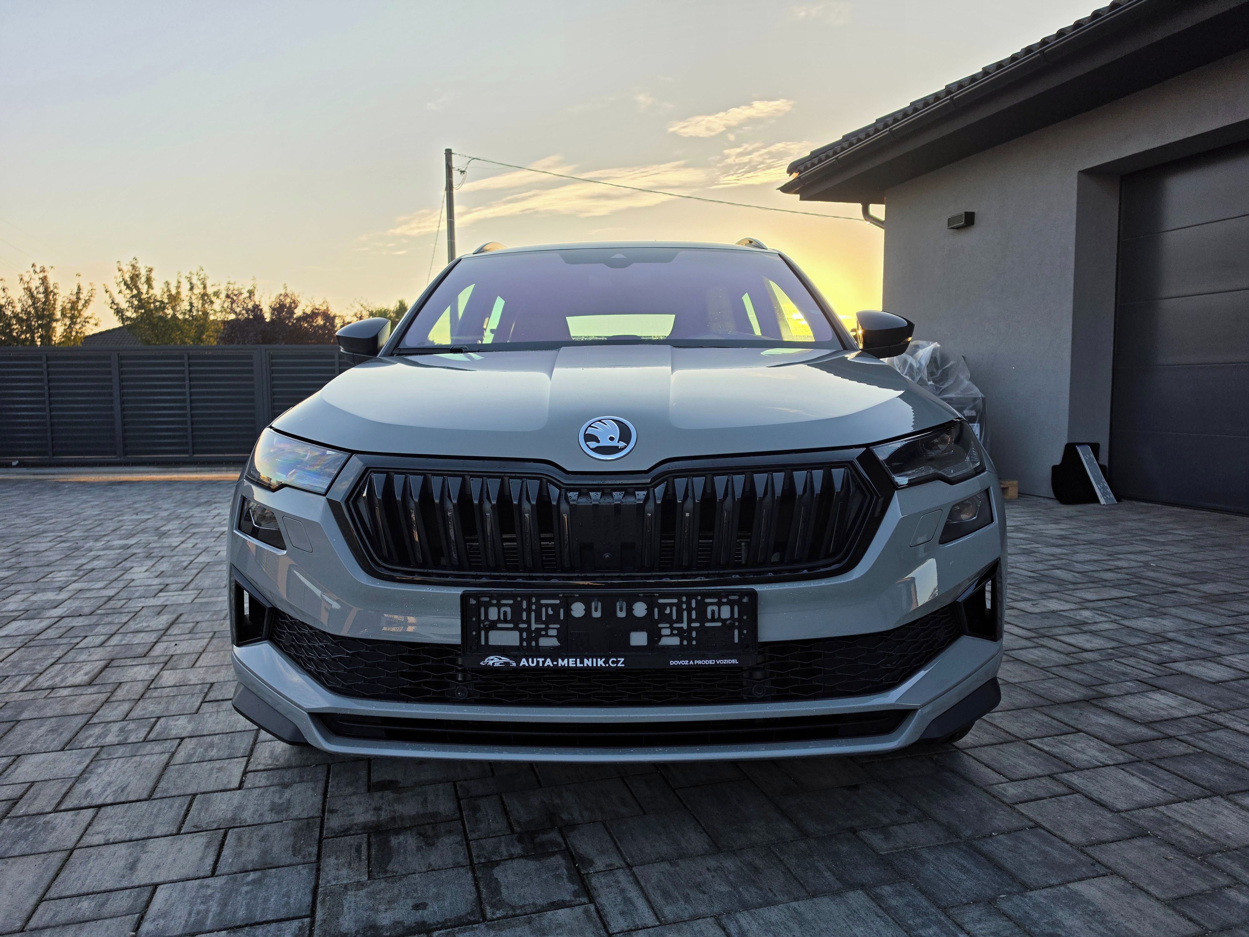 Škoda Karoq, 2.0 TSi 140kw SPORTLINE ZÁRUKA - fotka 2