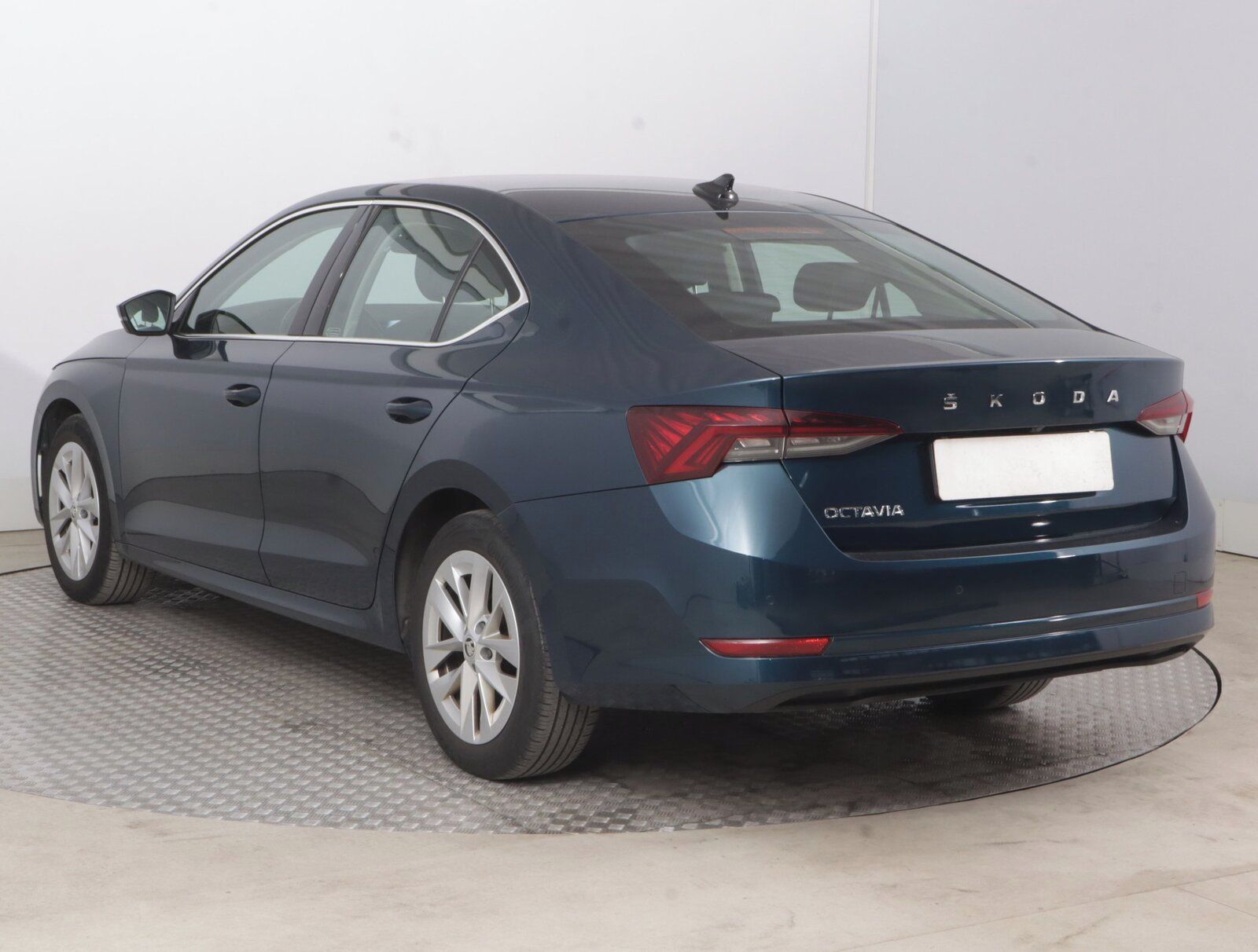 Škoda Octavia, 2.0 TDI, Záruka, Automat, ČR - fotka 4
