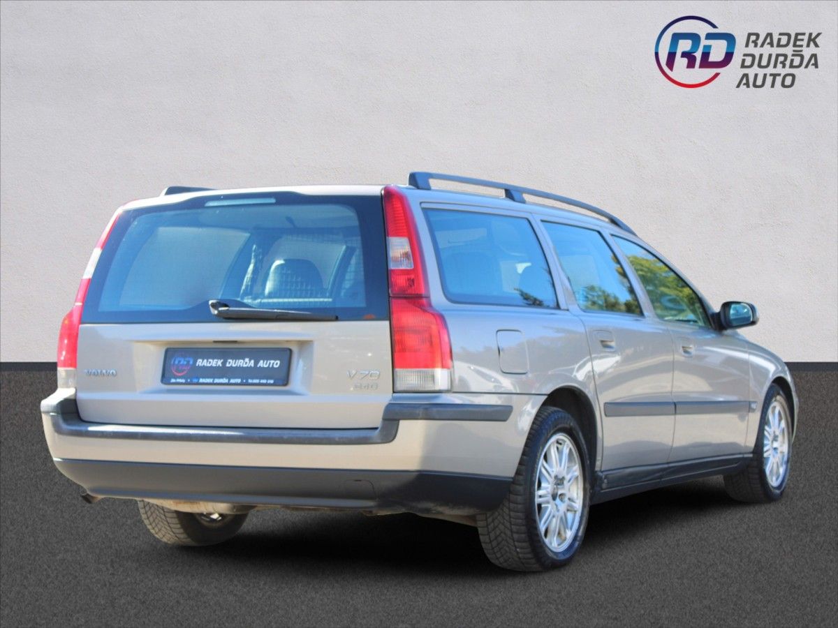 Volvo V70, 2,4 D  NOVÉ V ČR,1.MAJITEL - fotka 5