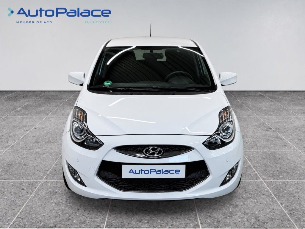 Hyundai ix20, 1,6 CVVTi COMFORT / AC - fotka 2