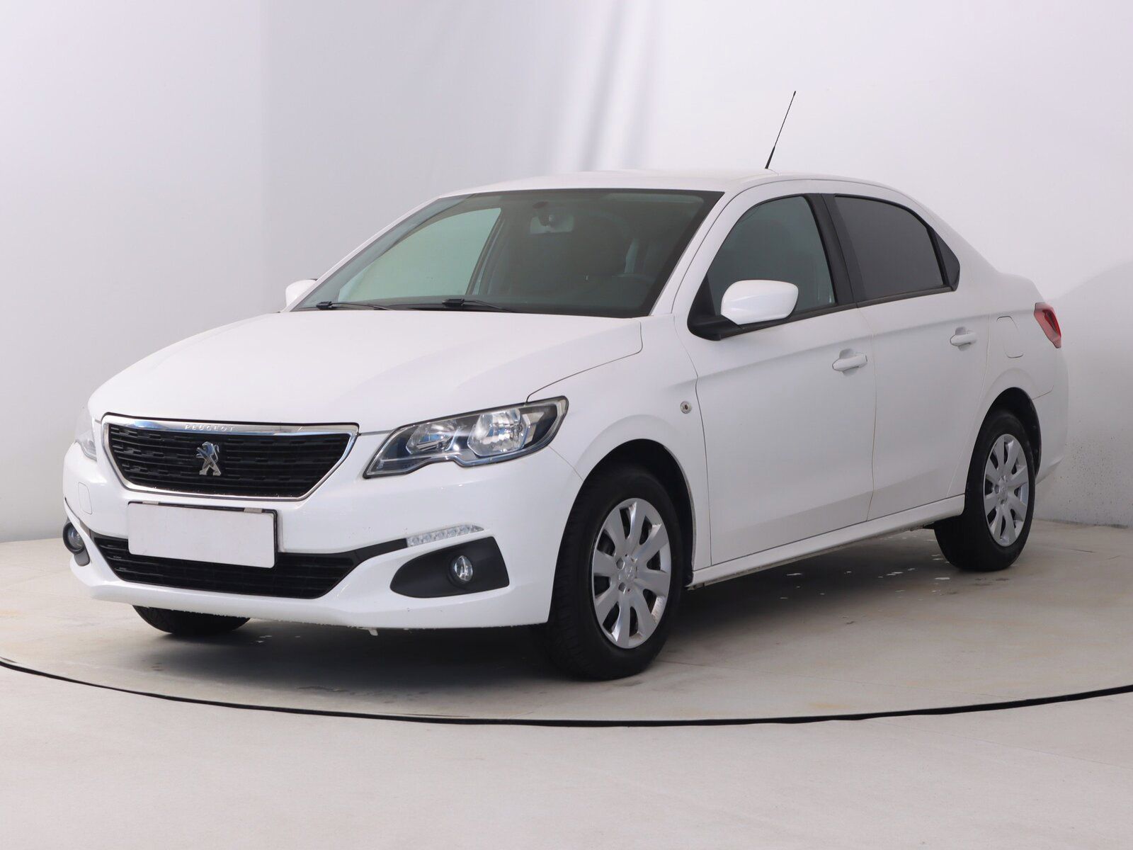 Peugeot 301, 1.2 PureTech, Serv.kniha - fotka 2
