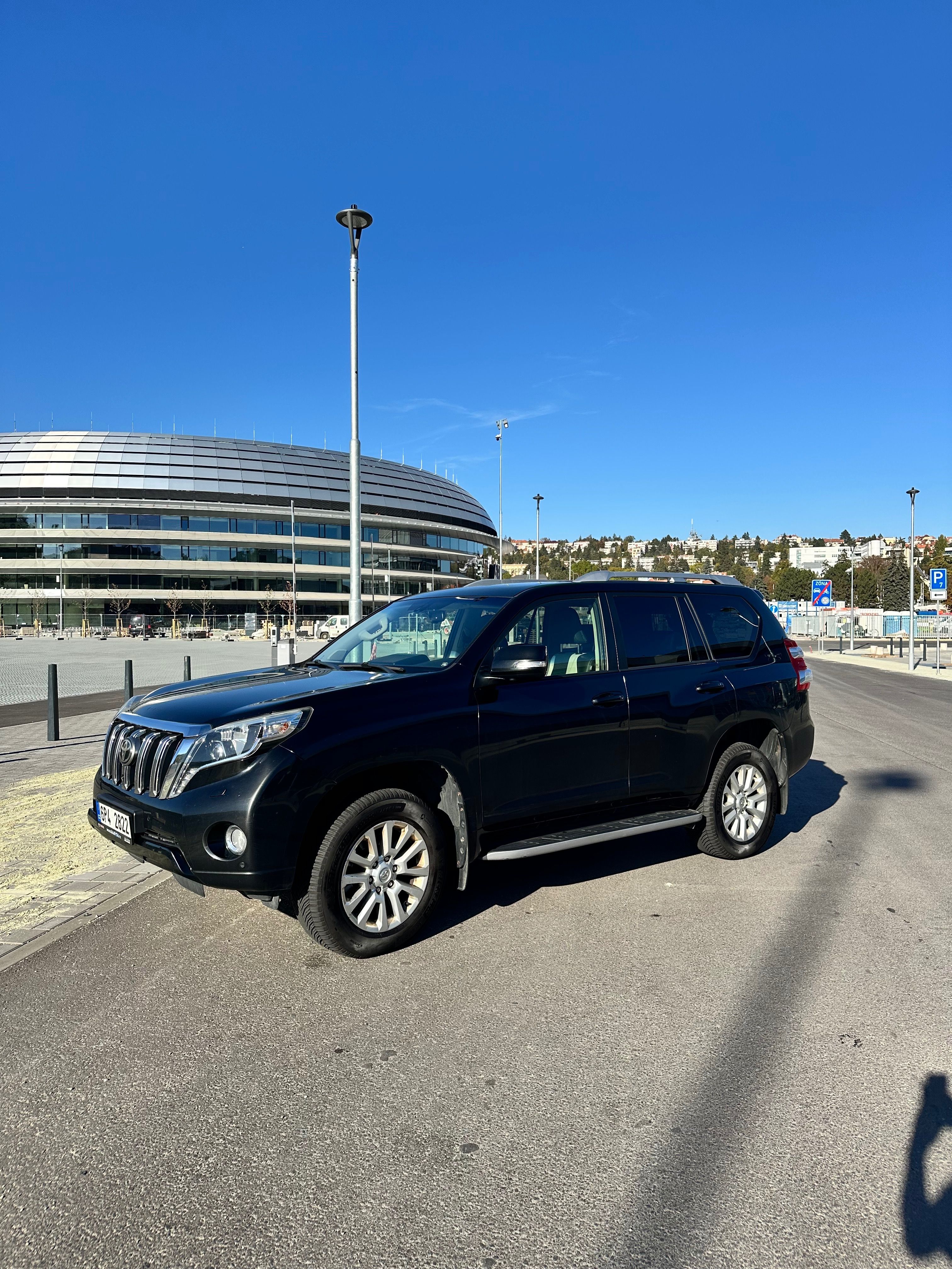 Toyota Land Cruiser 150, 3.0 D-4D, s vestavbou na spaní