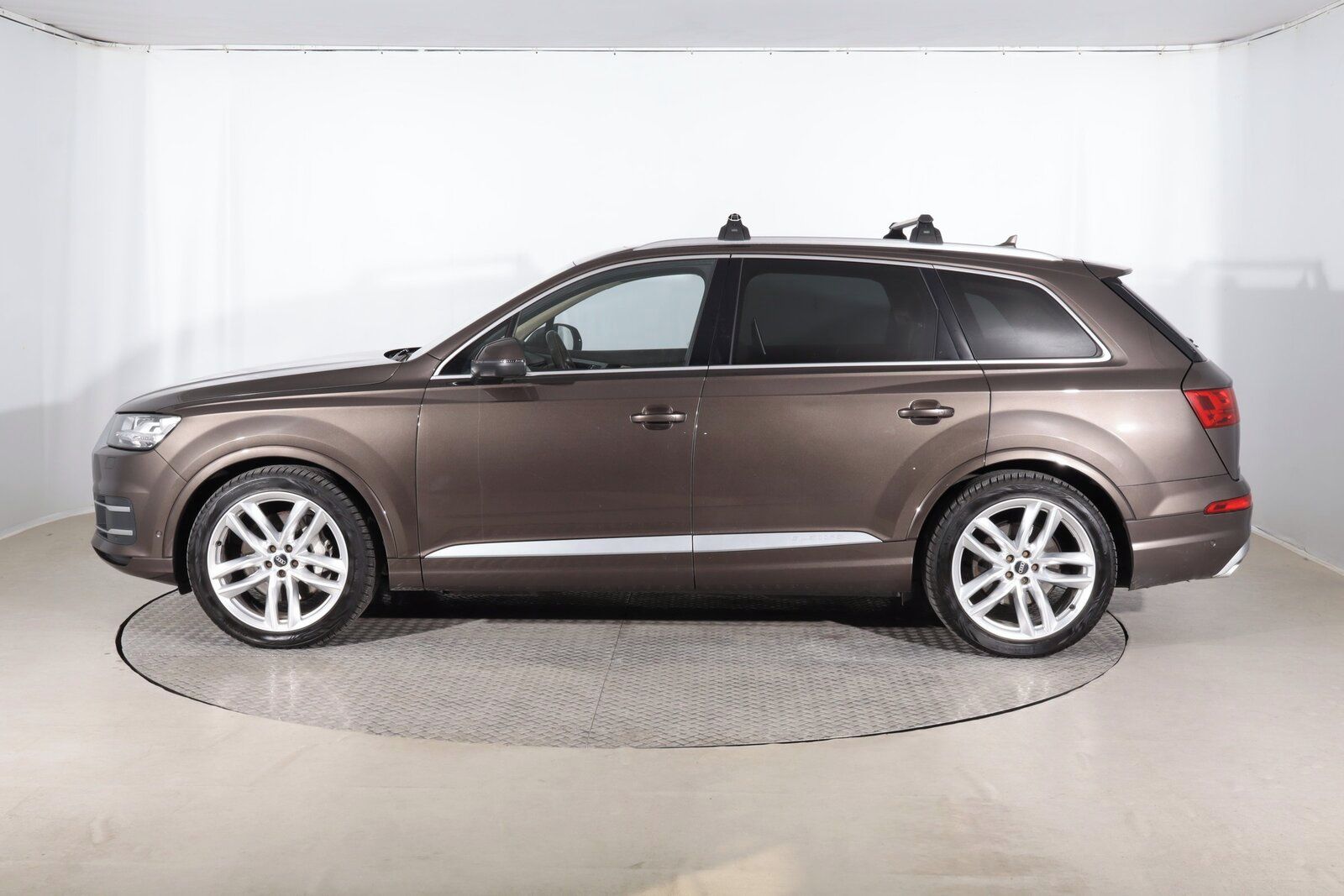 Audi Q7, 3.0 TDI, 4X4, Automat, 7 míst - fotka 3