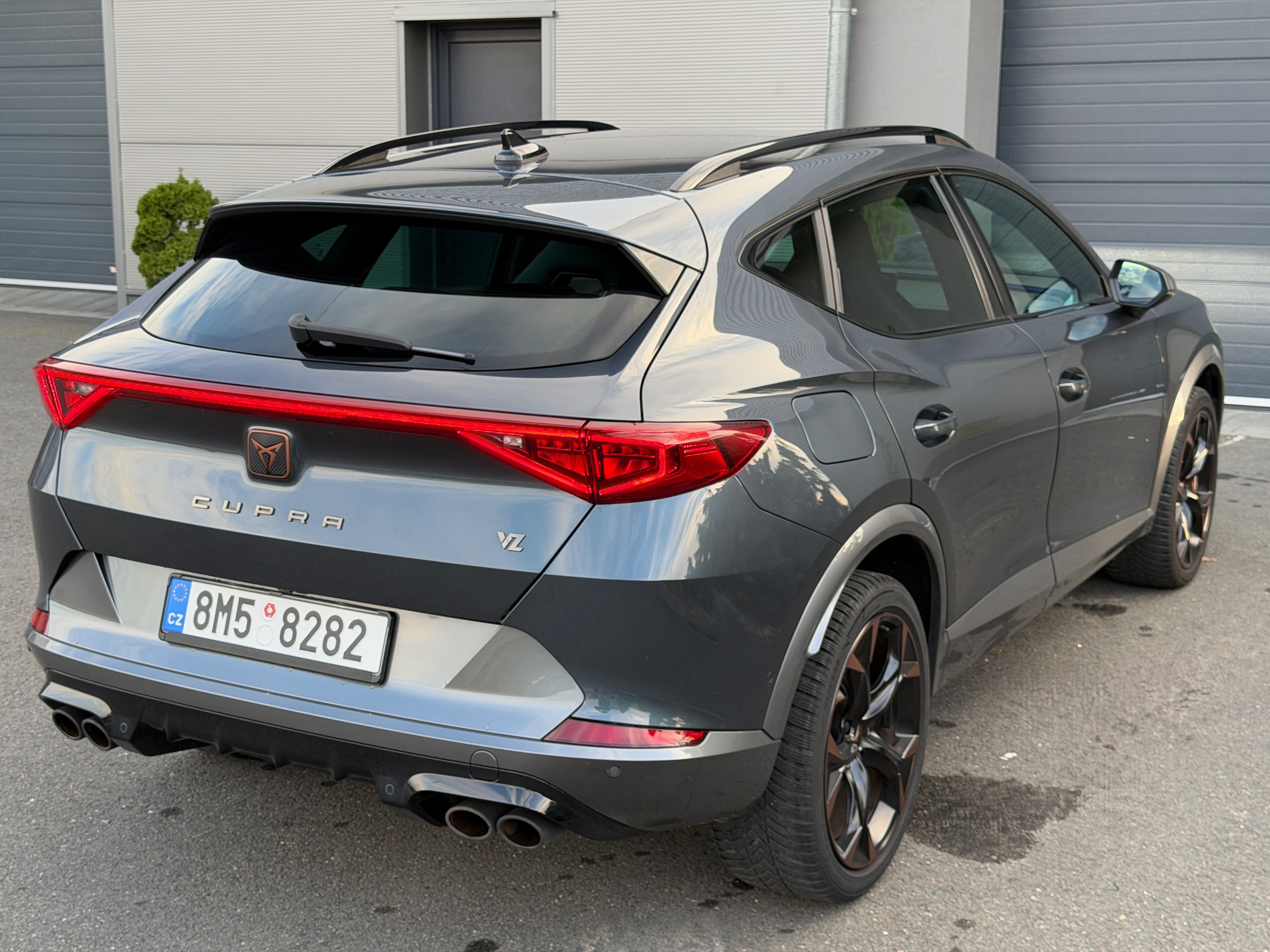 Cupra Formentor, VZ 2.0 TSi 228kW 4Drive Brembo - fotka 5