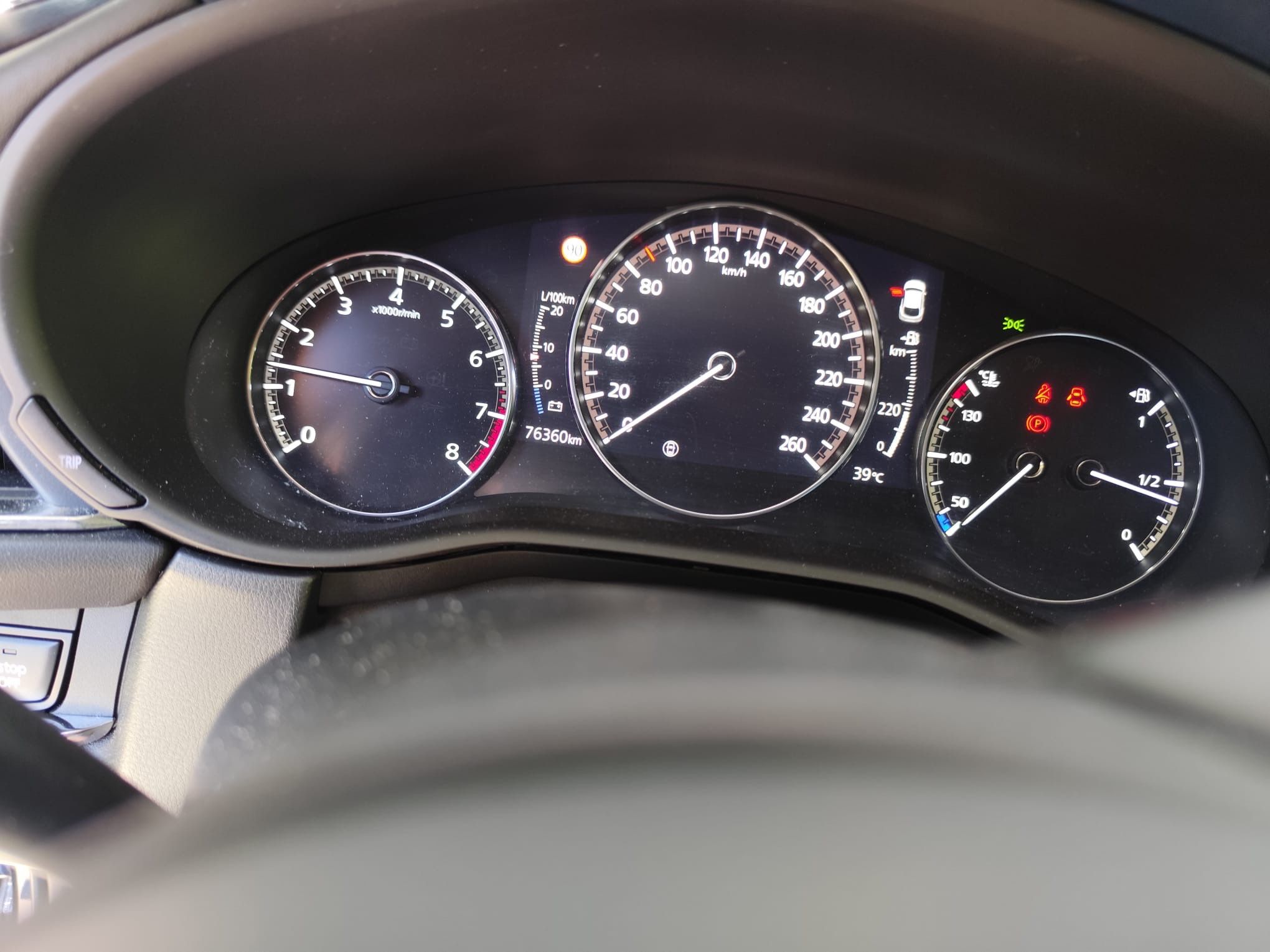 Mazda CX-30, 2.0i SKYACTIV-G, MANUÁL - fotka 5