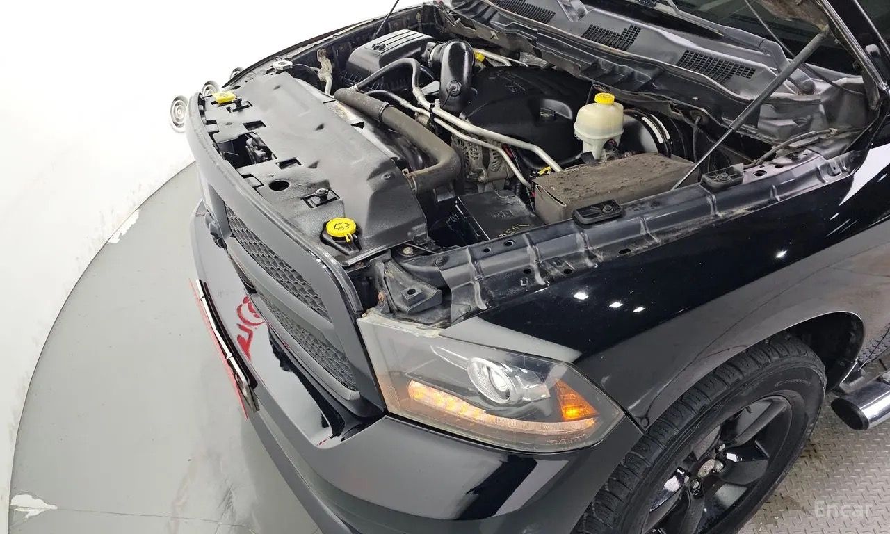 Dodge Ram, 5.7 V8, HEMI, EXCLUSIVE,DPH,EU - fotka 4