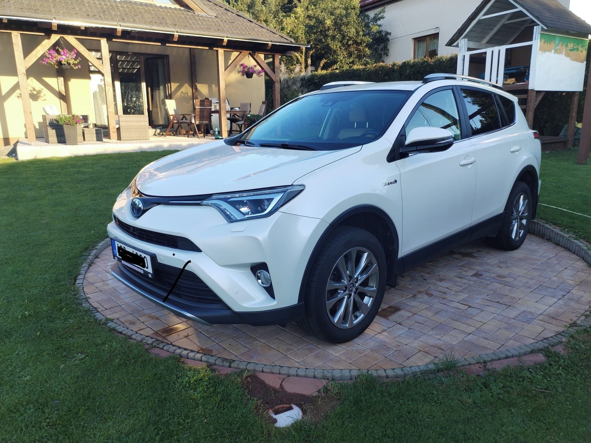 Toyota Rav4, Toyota Rav 4 hybrid - fotka 4