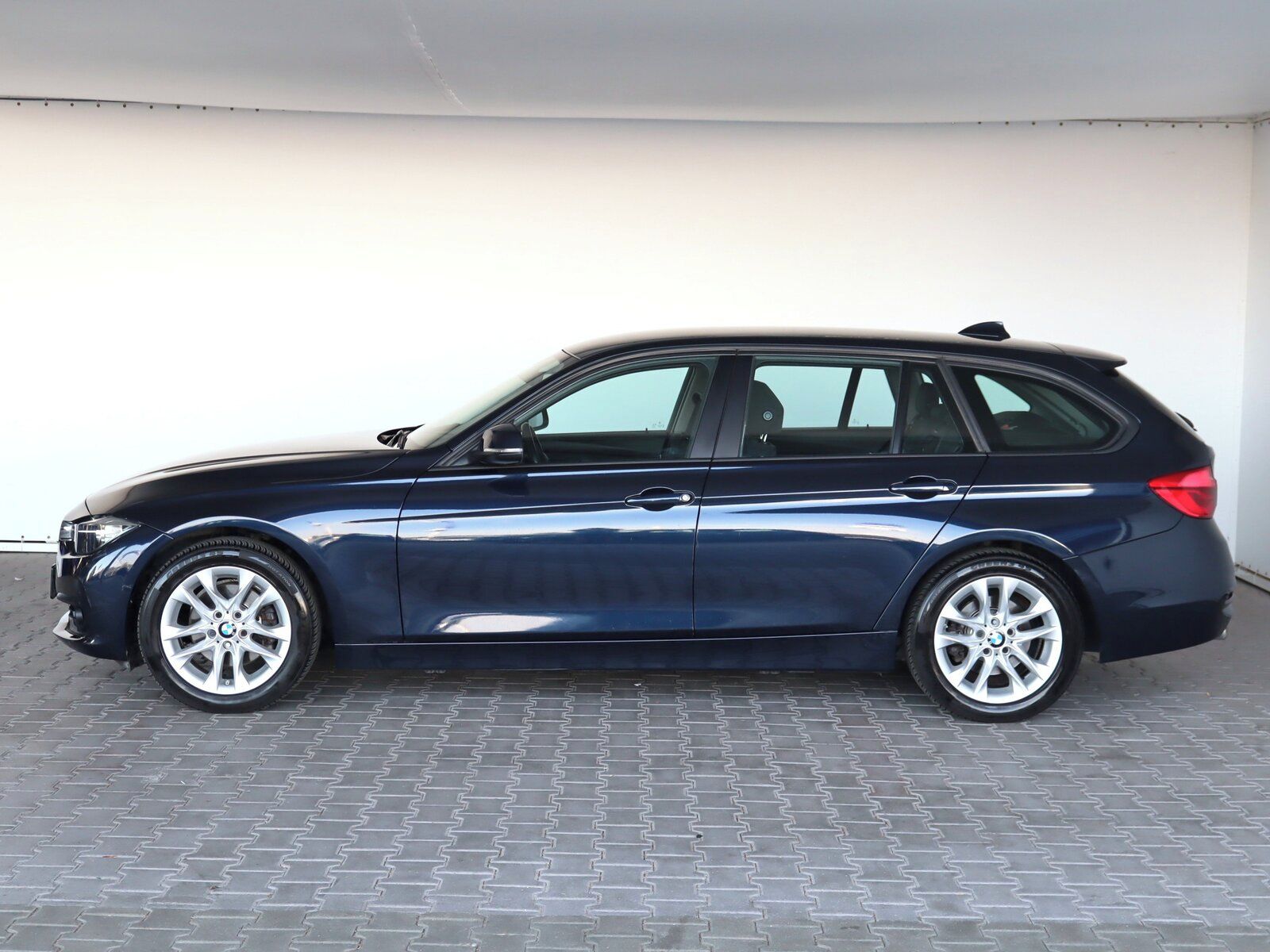 BMW Řada 3, 320 d xDrive, 4X4, Automat - fotka 3