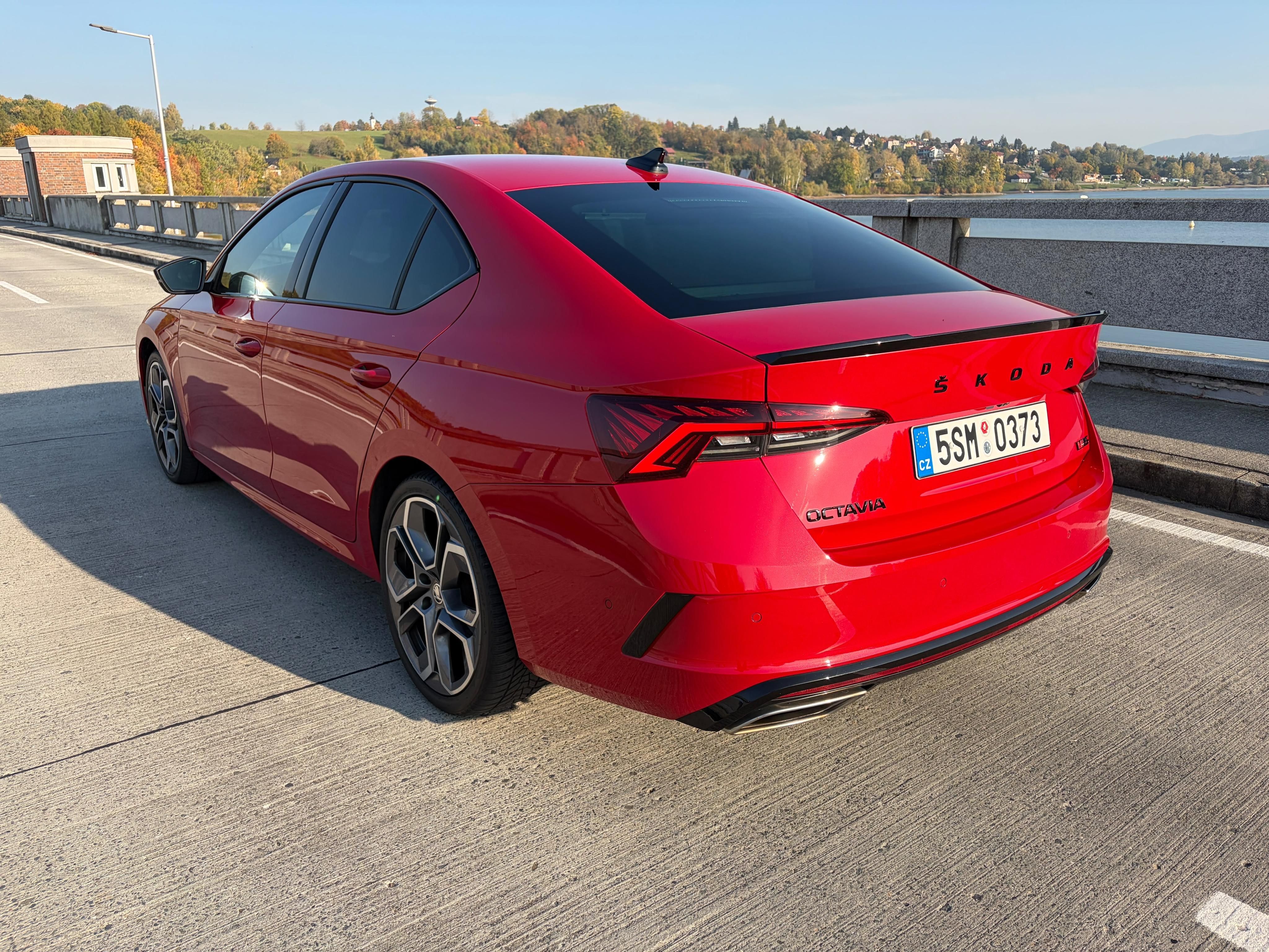 Škoda Octavia, 2.0 TDI 147kw 4x4 DSG RS DPH - fotka 4