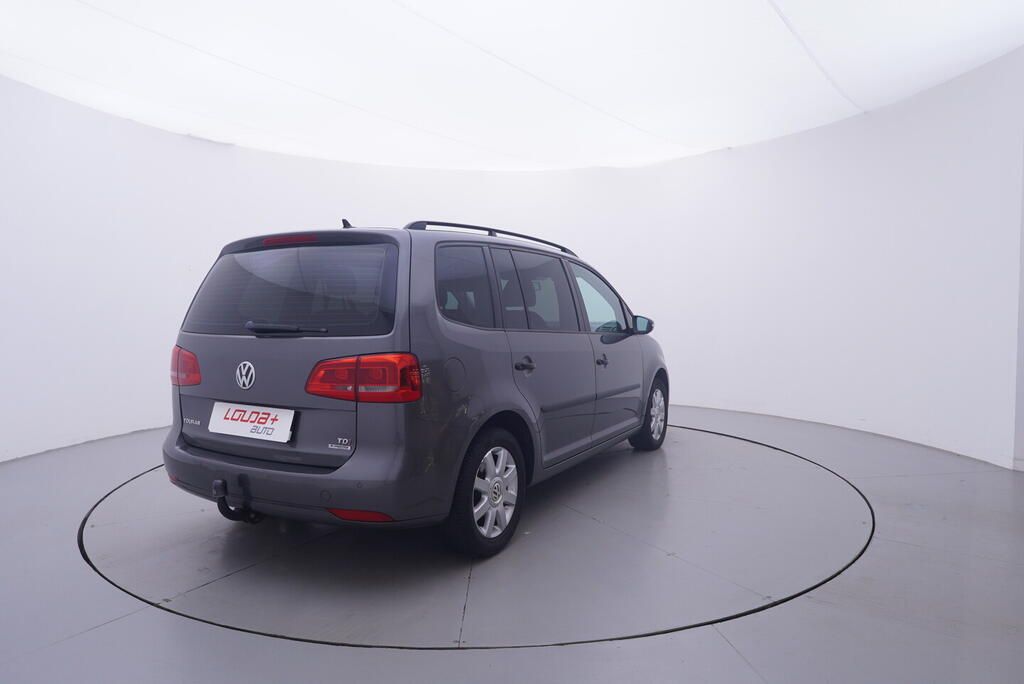 Volkswagen Touran, Comfortline 1.6 TDI 77 kW - fotka 5