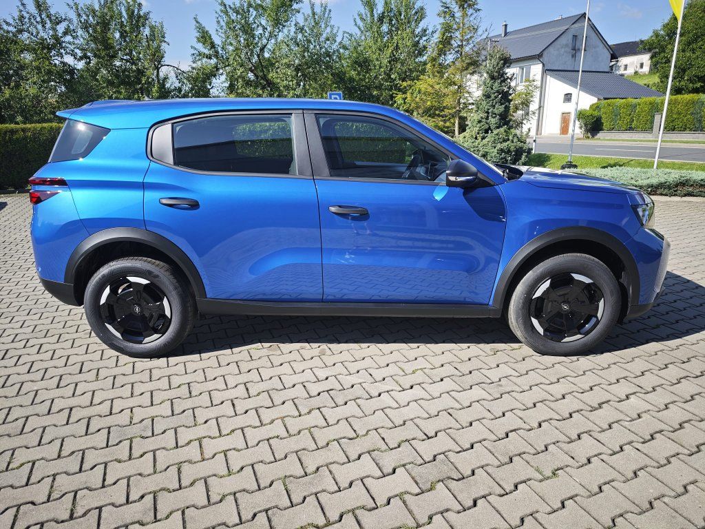 Opel Frontera, HIT Hybrid 1.2 TURBO 81kW - fotka 6