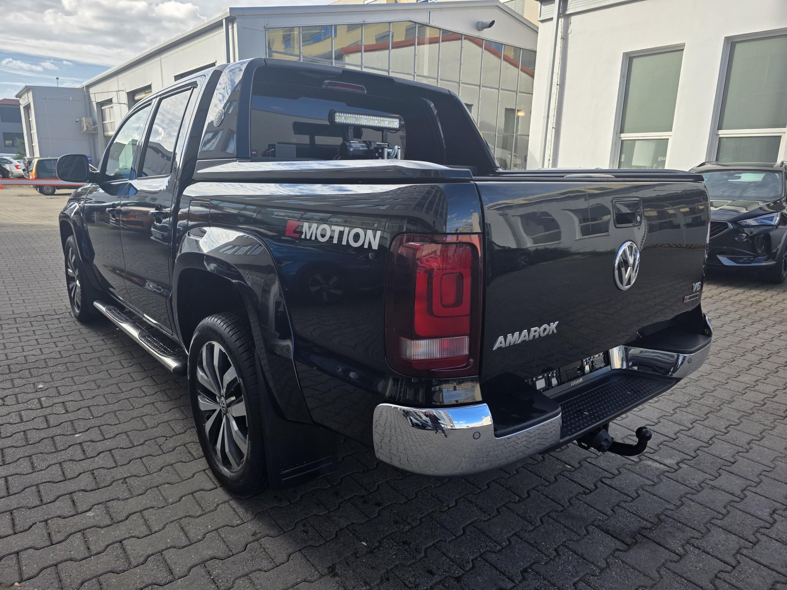 Volkswagen Amarok, 4x4 3.0 TDI V6 190 kW Webasto - fotka 4