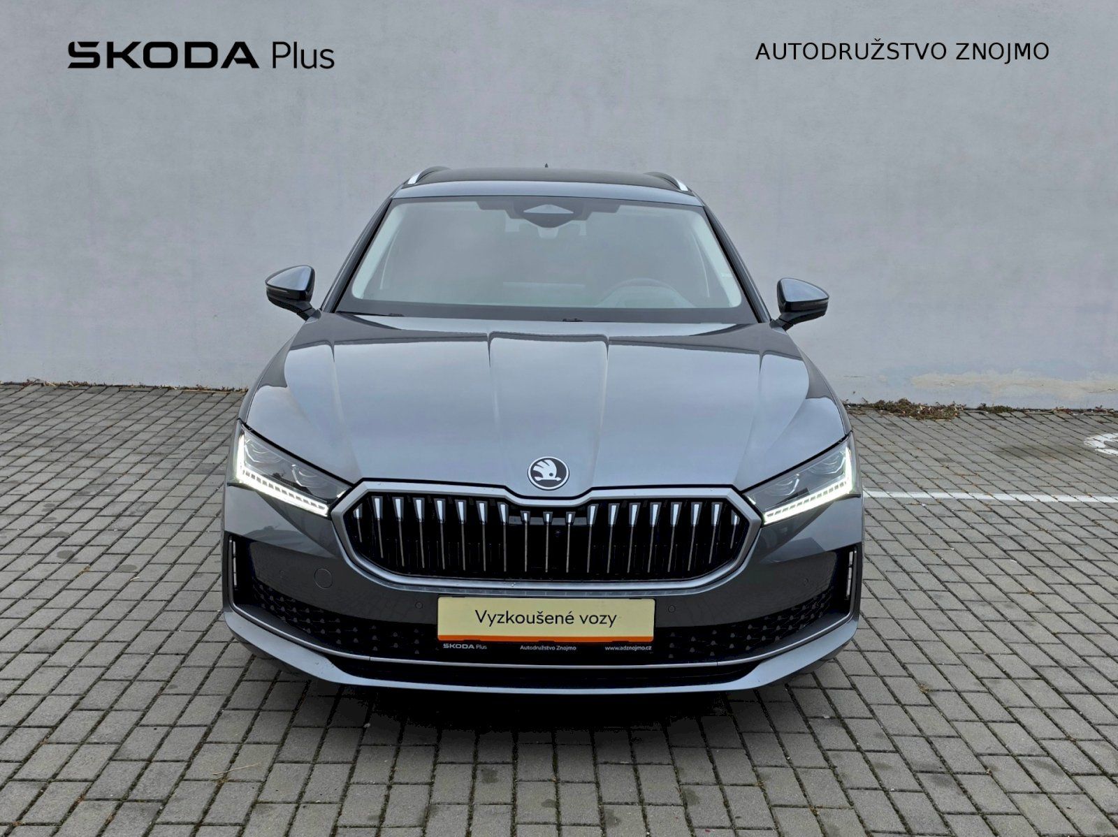 Škoda Superb, COMBI 2,0TDI 110KW DSG L&K - fotka 4