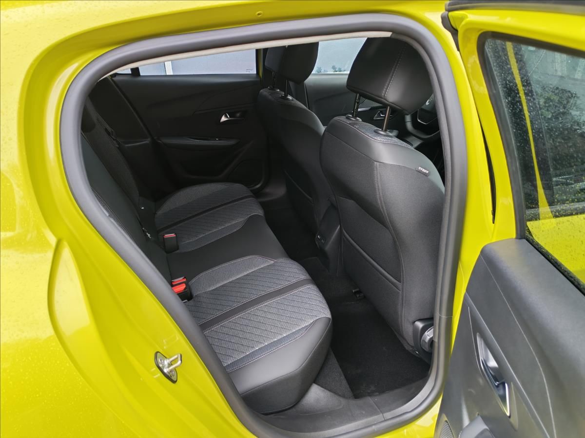 Peugeot 208, ALLURE 1.2 Turbo 100 MAN6 - fotka 6