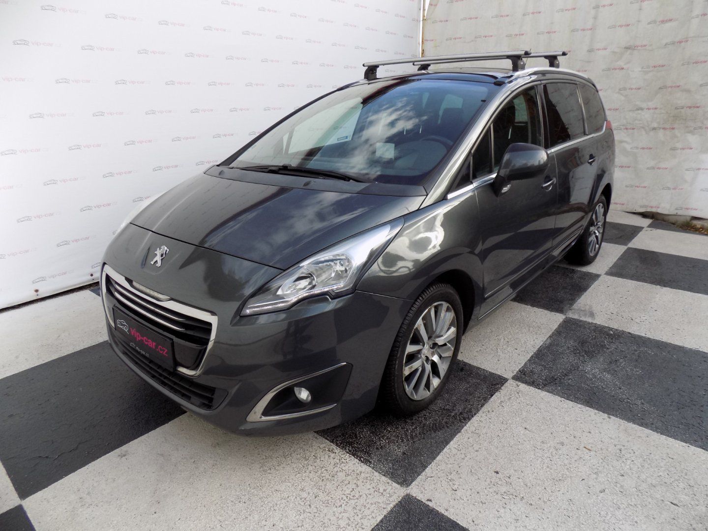 Peugeot 5008, 1.6Ti/LED/PANO/Head-up/Klima/