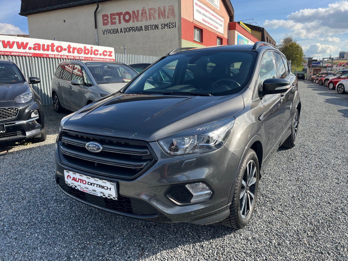 Ford Kuga, 1.5 EB ST- LINE - fotka 2