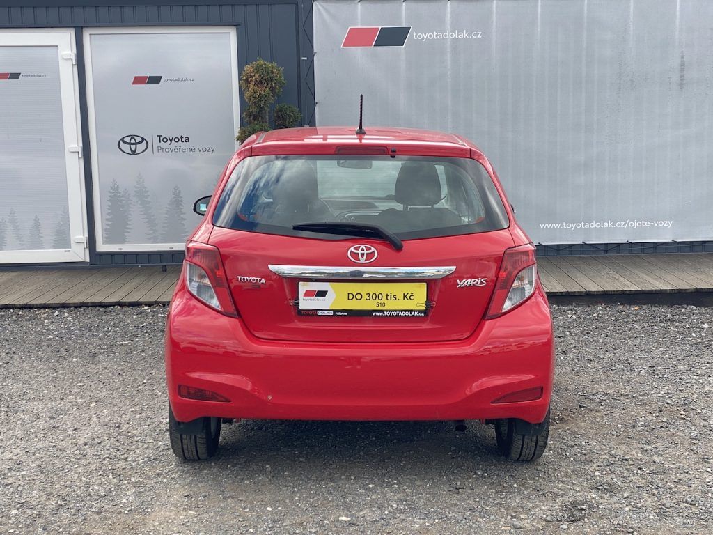 Toyota Yaris, 1.33i, ČR, Active, manual - fotka 6