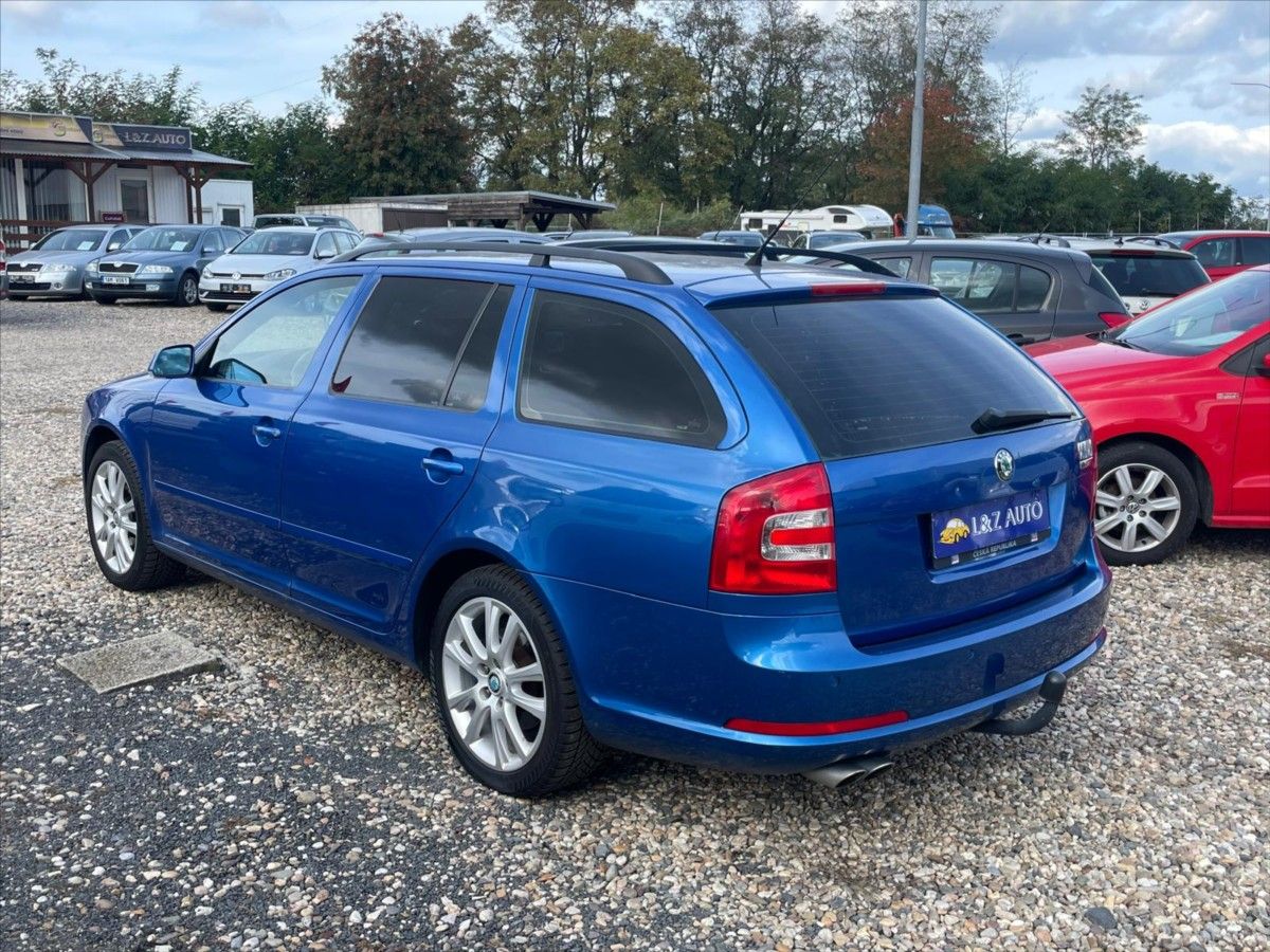Škoda Octavia, 2,0 TDI RS - fotka 4