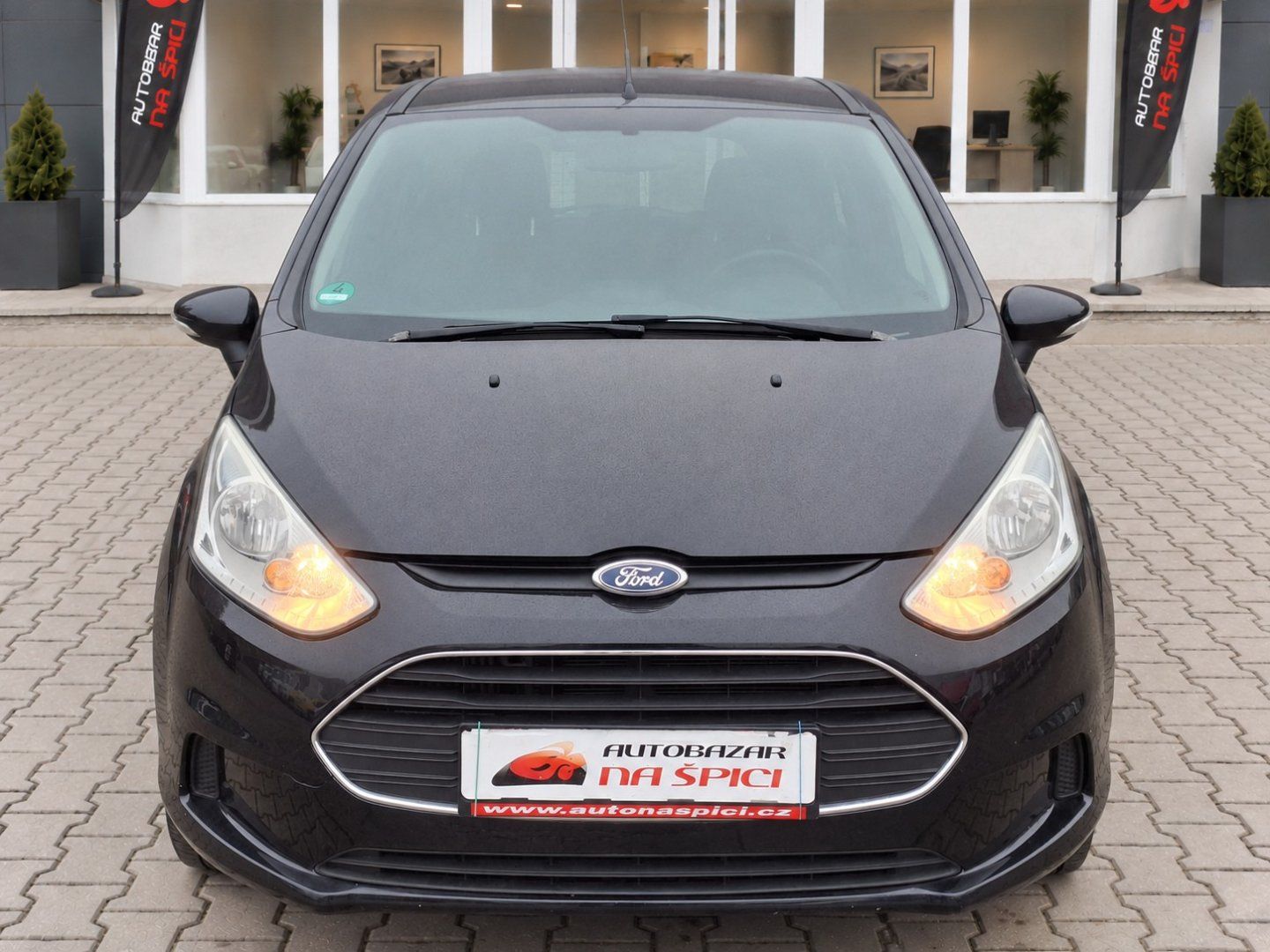 Ford B-MAX, 1.0i 74kW E-BOOST - fotka 3
