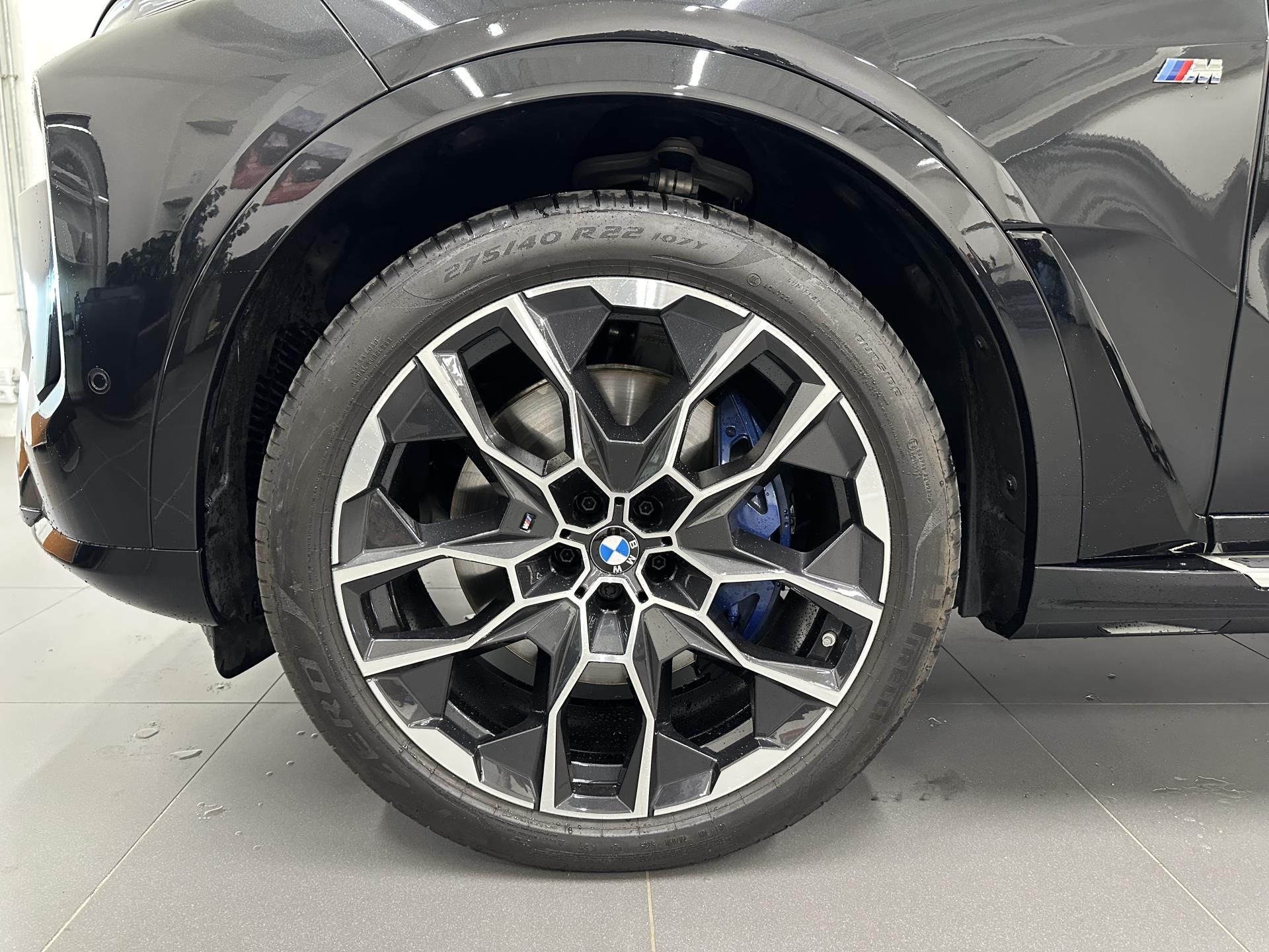 BMW X7, X7 xDrive40d - fotka 3