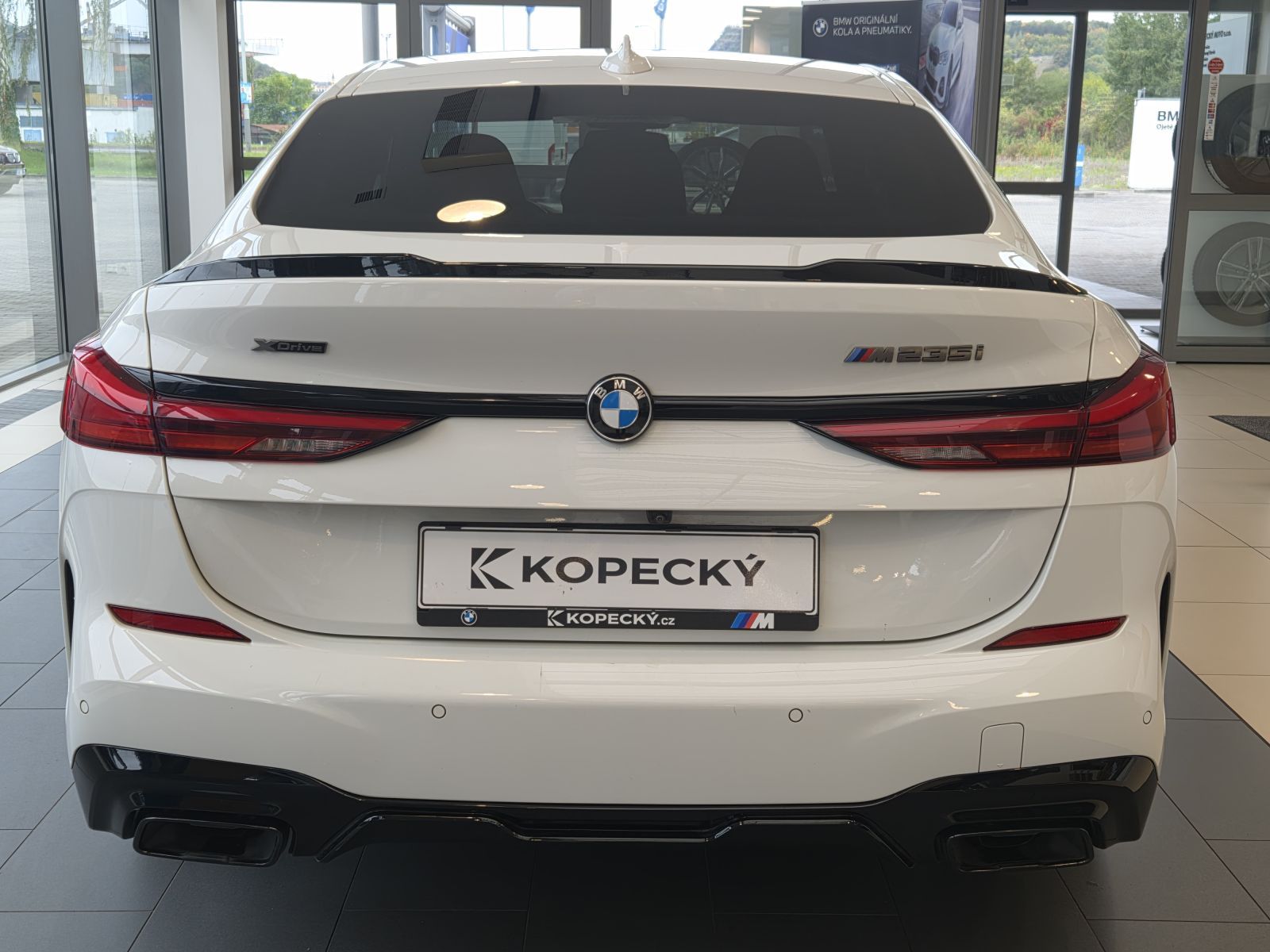 BMW Řada 2, M235i xDrive Gran Coupé - fotka 6