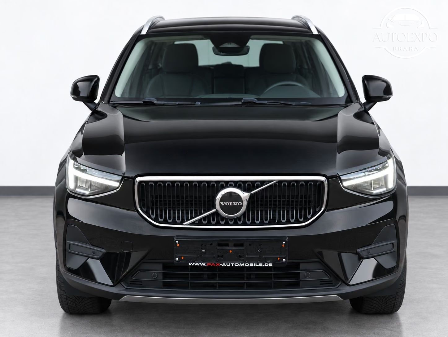 Volvo XC40, B3 Core 2WD*KŮŽE*KEYLESS - fotka 3