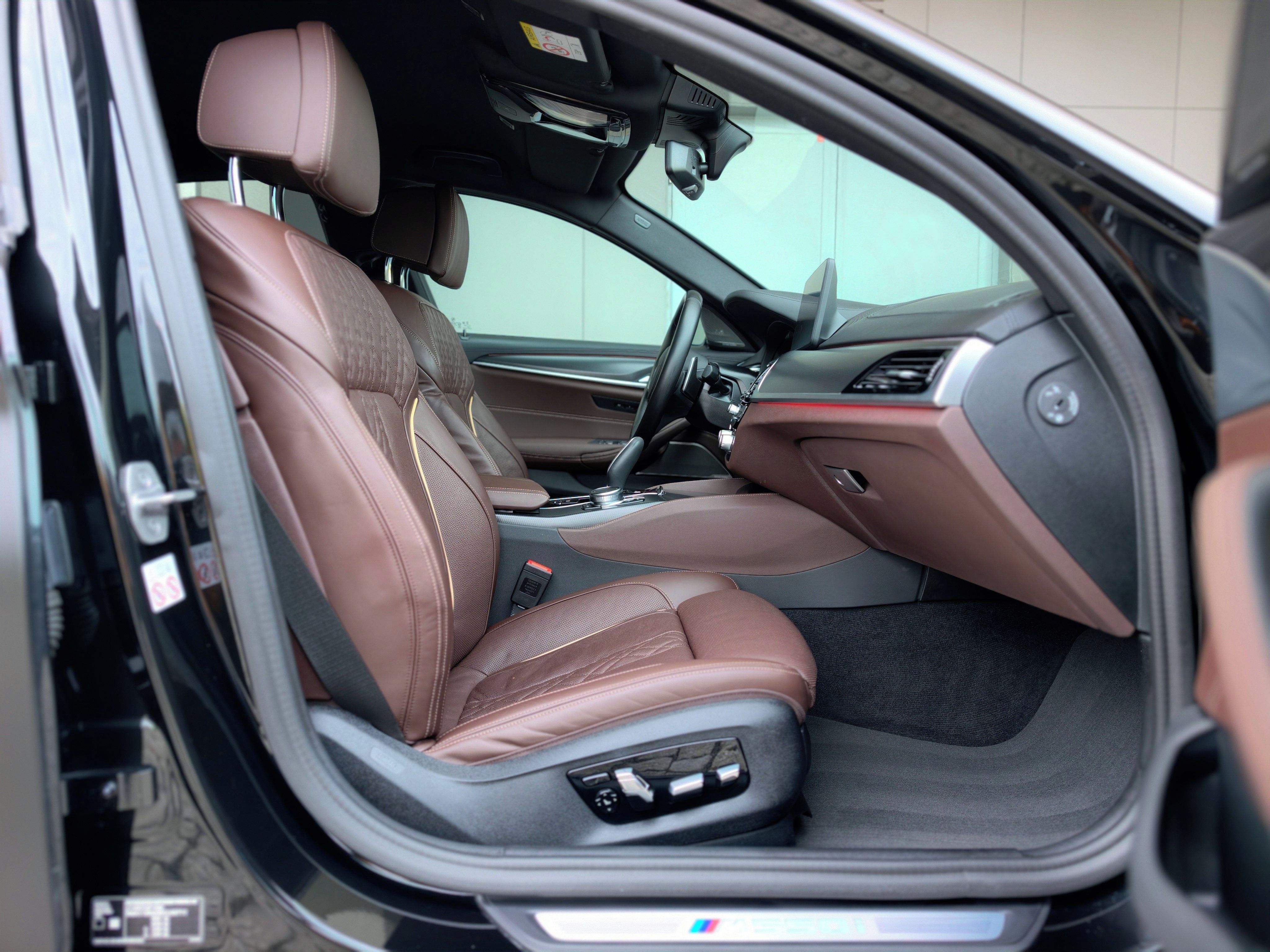 BMW Řada 5, M550ix V8|390kW|Laser|PPF|DPH - fotka 6