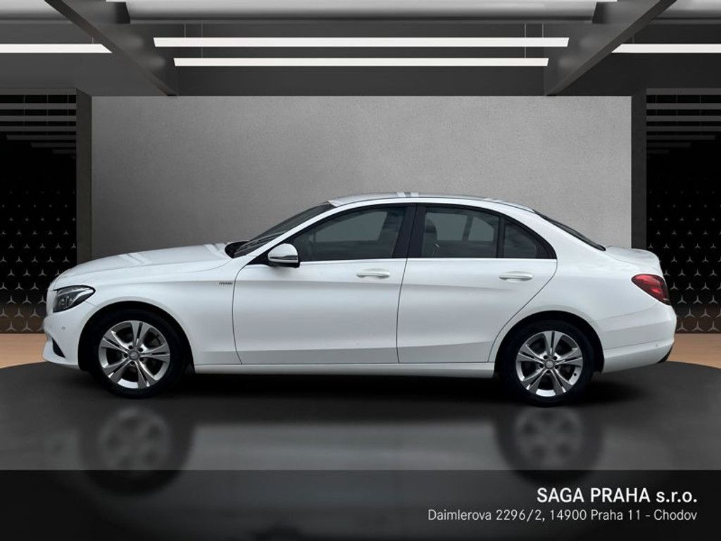 Mercedes-Benz Třídy C, Třída C 200 d Aut. - fotka 6