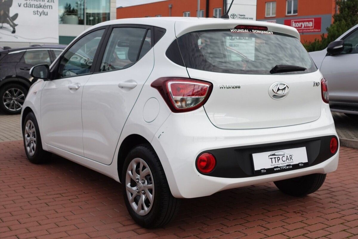 Hyundai i10, 1,0i 48kW M/T - fotka 6