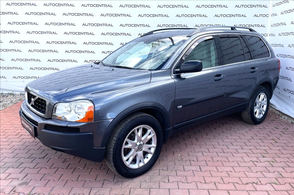 Volvo XC90, 2,4 D,136kW,4x4,aut. - fotka 3