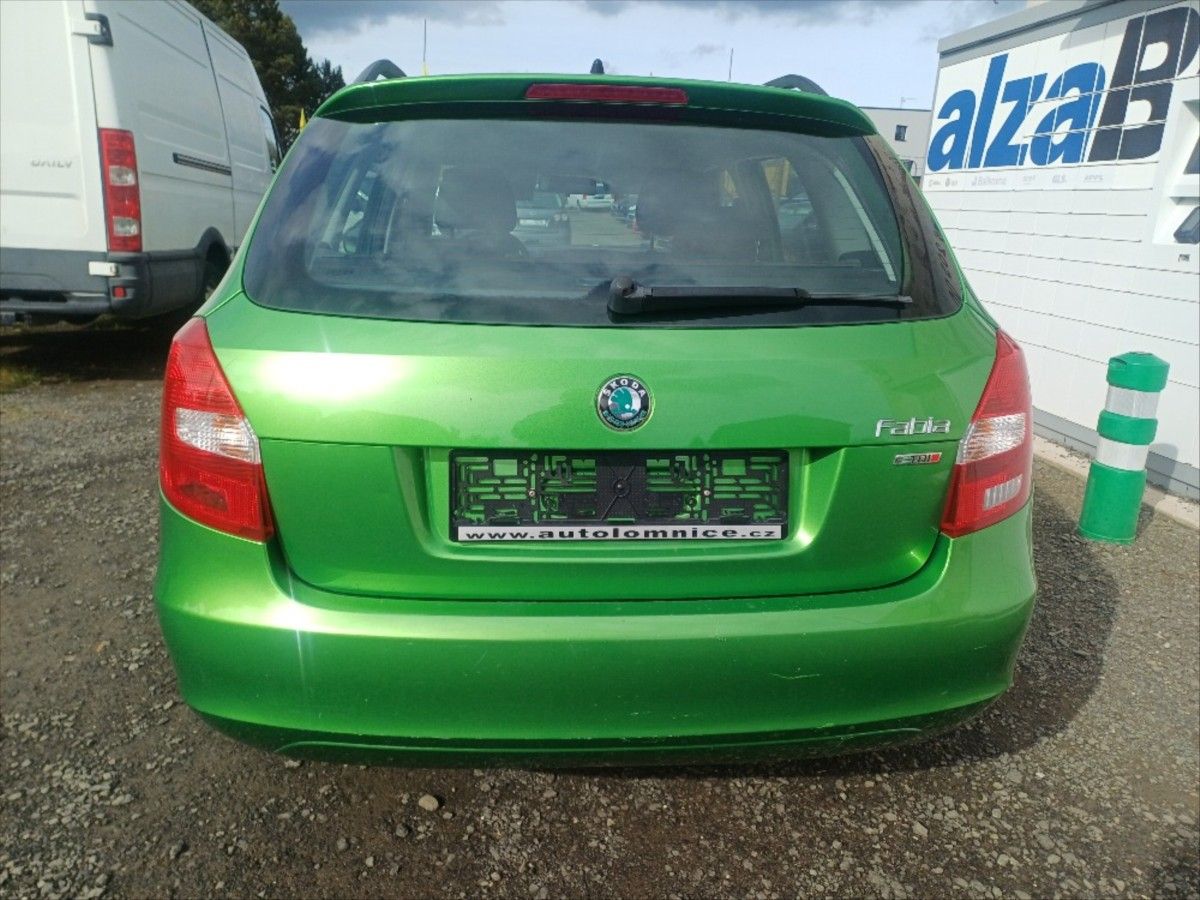 Škoda Fabia, 1,6 TDI  kombi - fotka 5