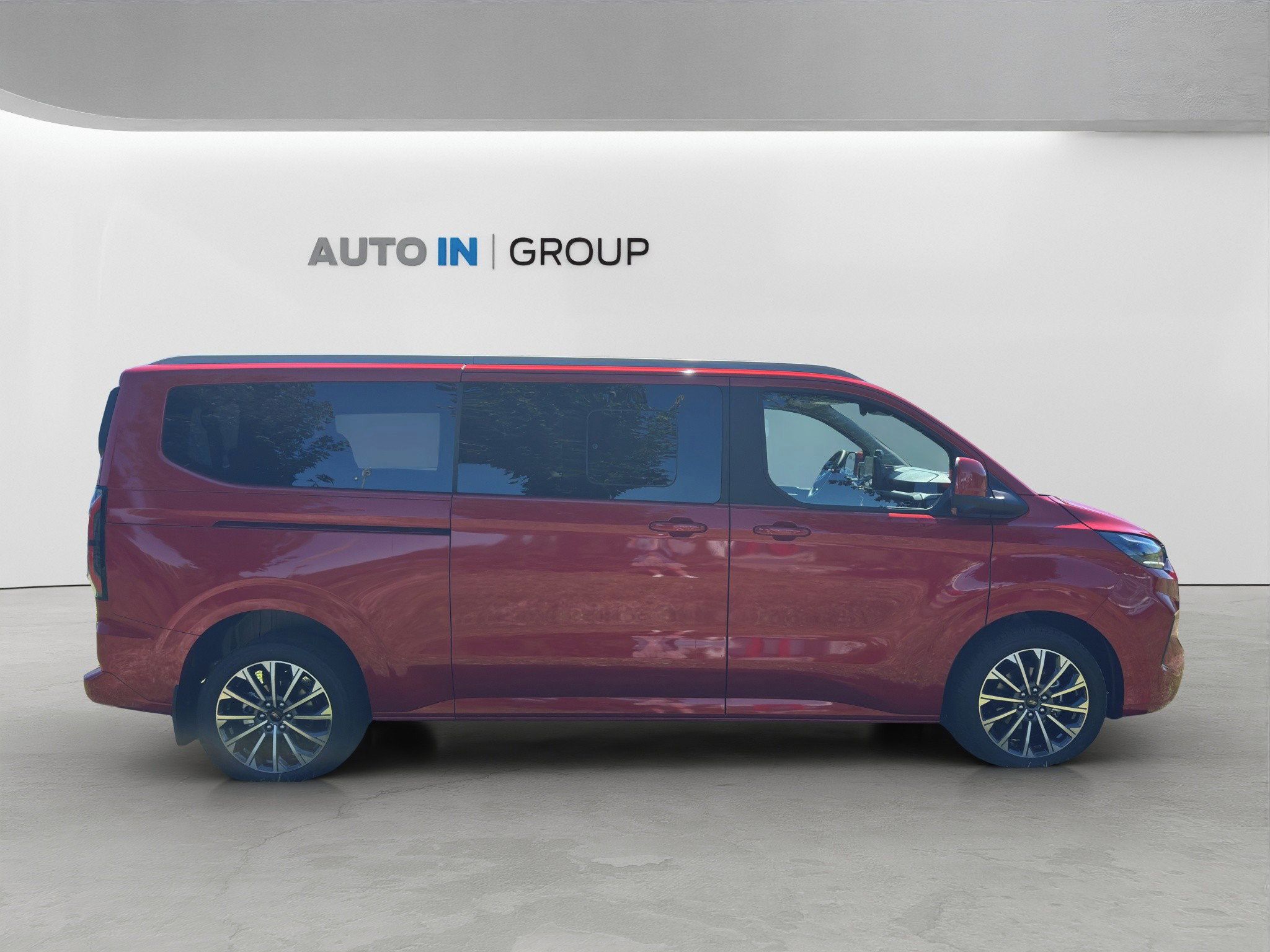 Ford Tourneo Custom, L2 TITANIUM X 2.0 EcoBlue - fotka 6