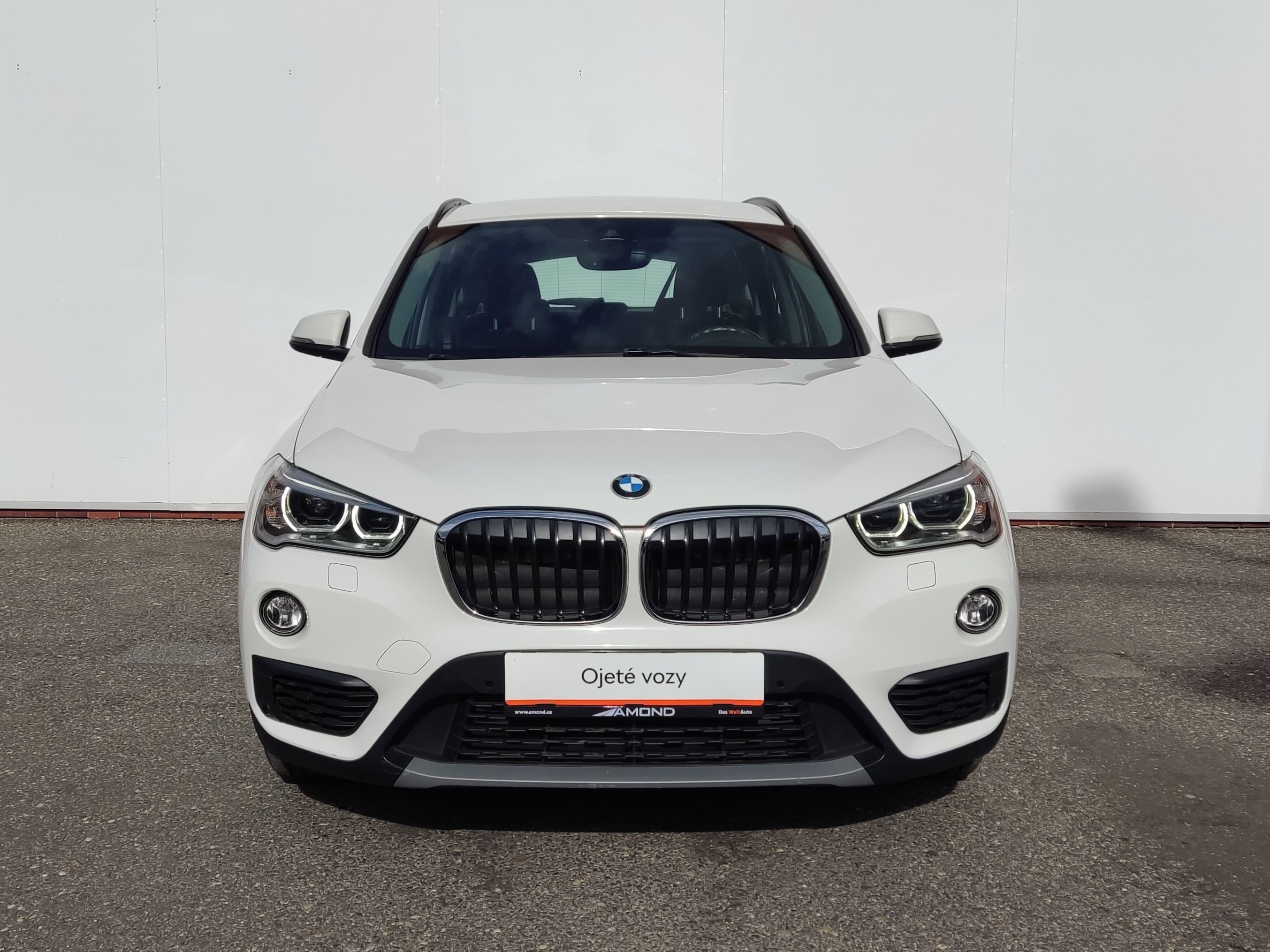 BMW X1, sDrive18d 110 kW Advantage - fotka 4