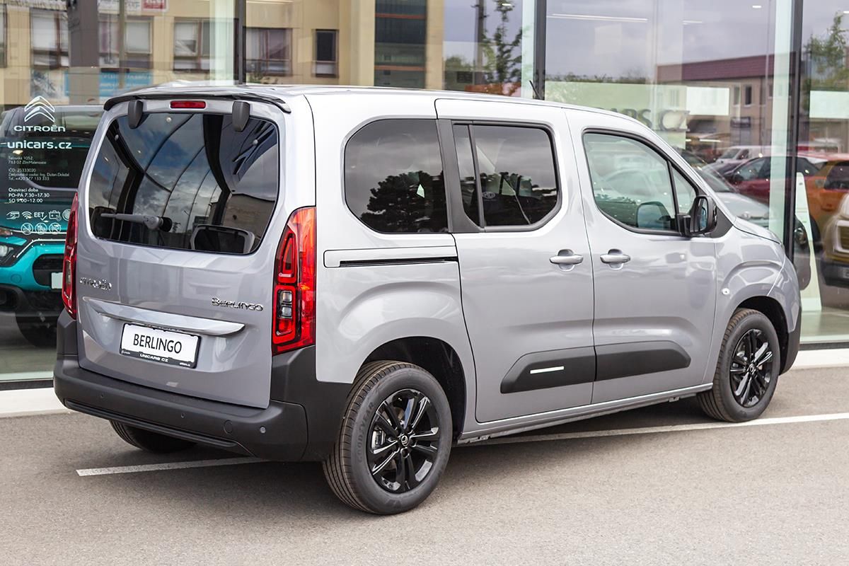 Citroën Berlingo, 1,2 PLUS benzín 110k + STYL - fotka 5