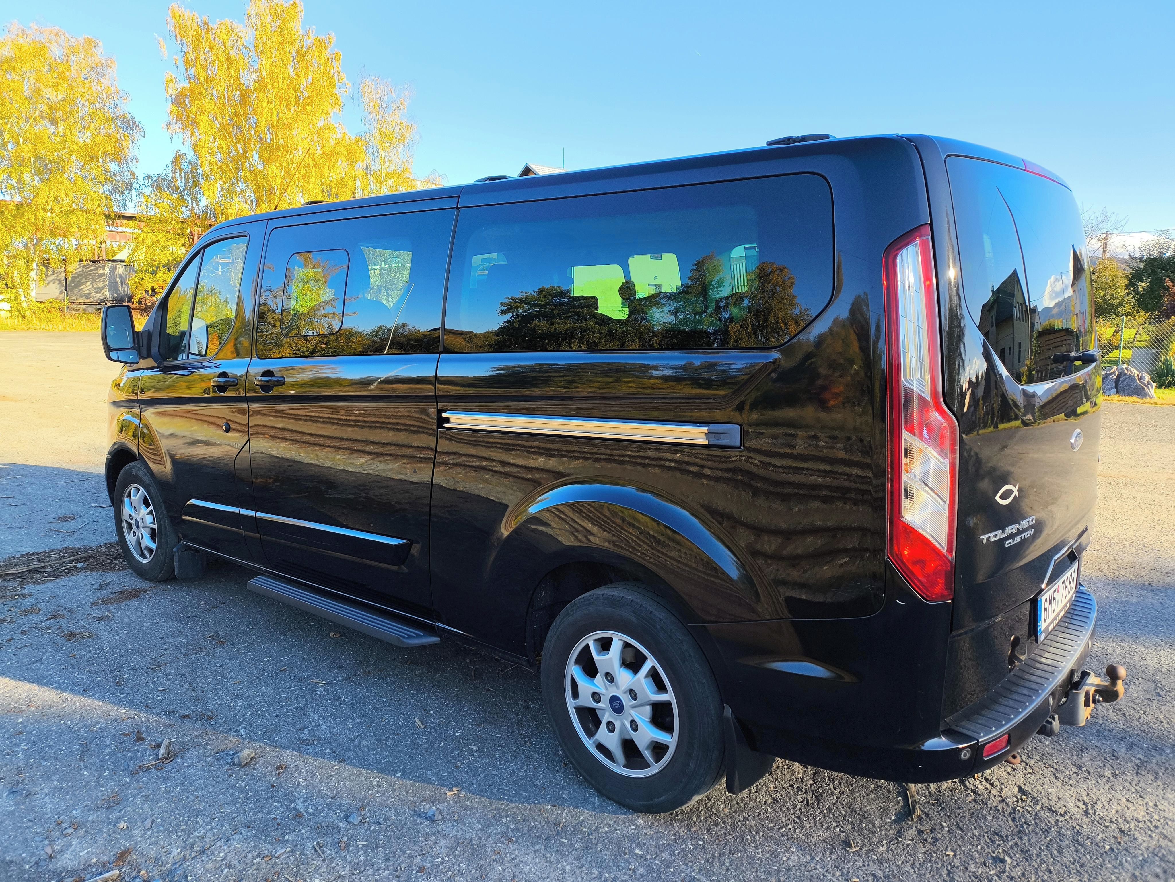 Ford Tourneo Custom, 2.2 TDCi, Titanium - fotka 4