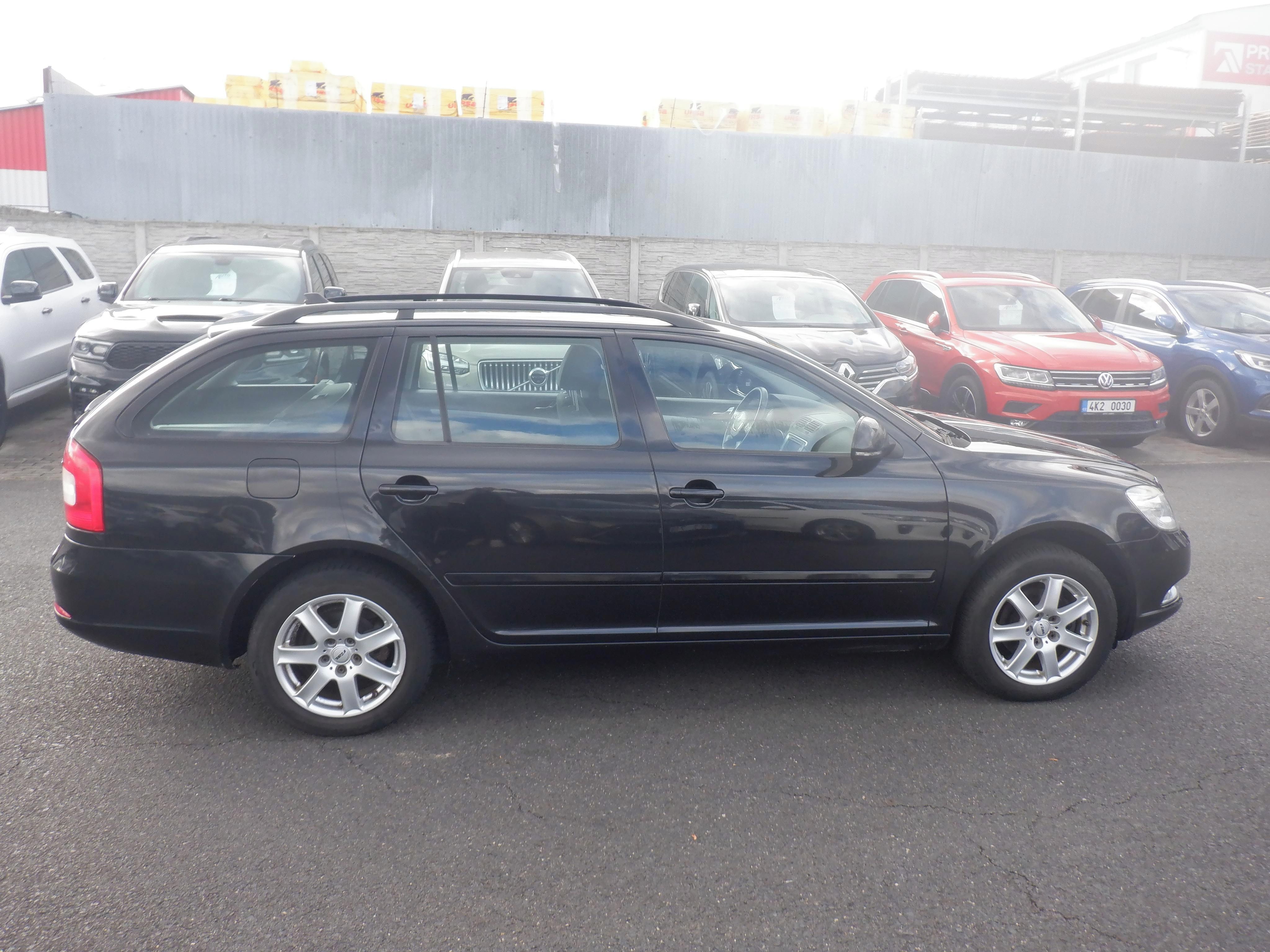Škoda Octavia, 1.4 TSI 90kW Combi - fotka 4