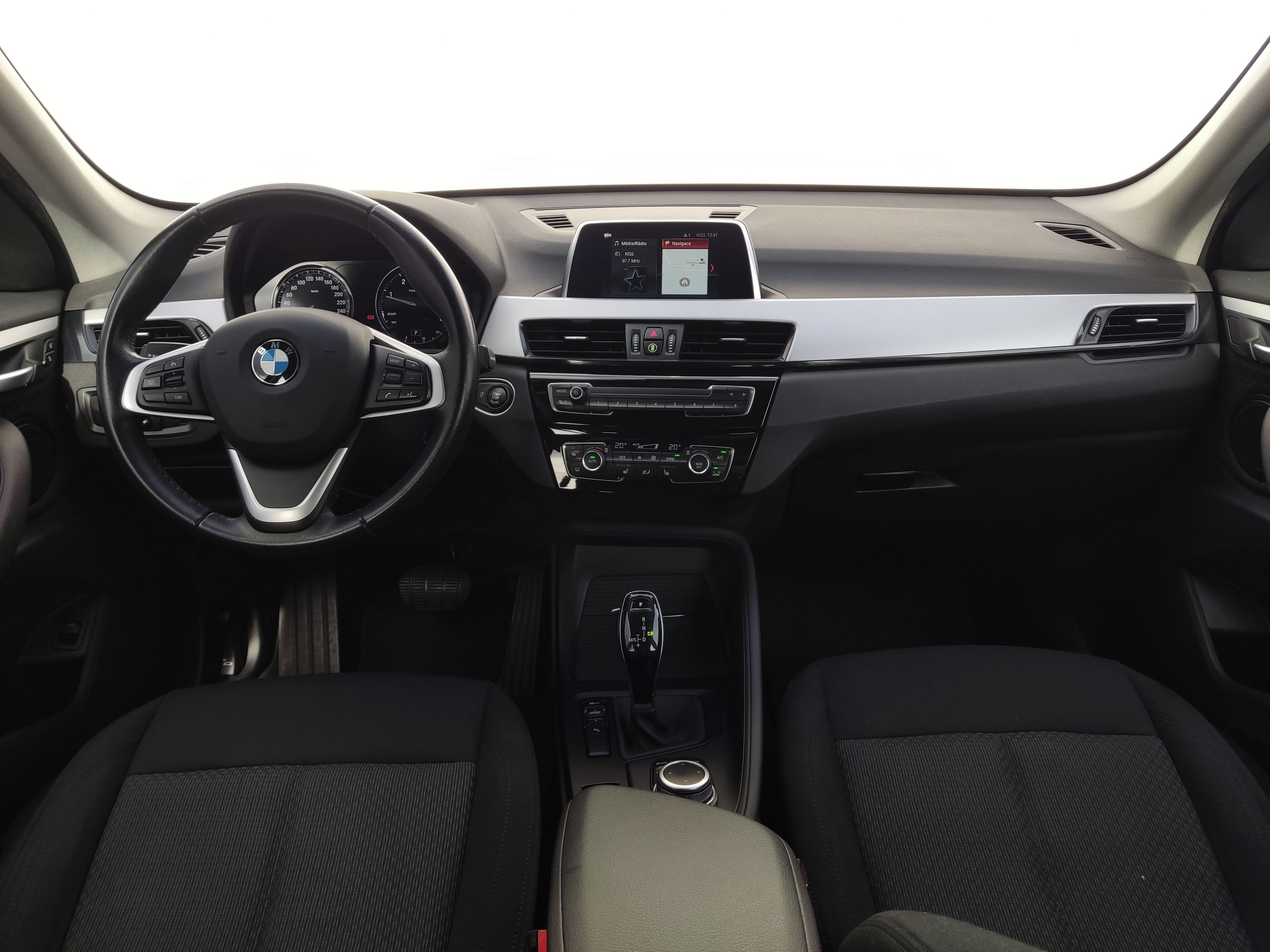 BMW X1, sDrive18d 110 kW Advantage - fotka 5