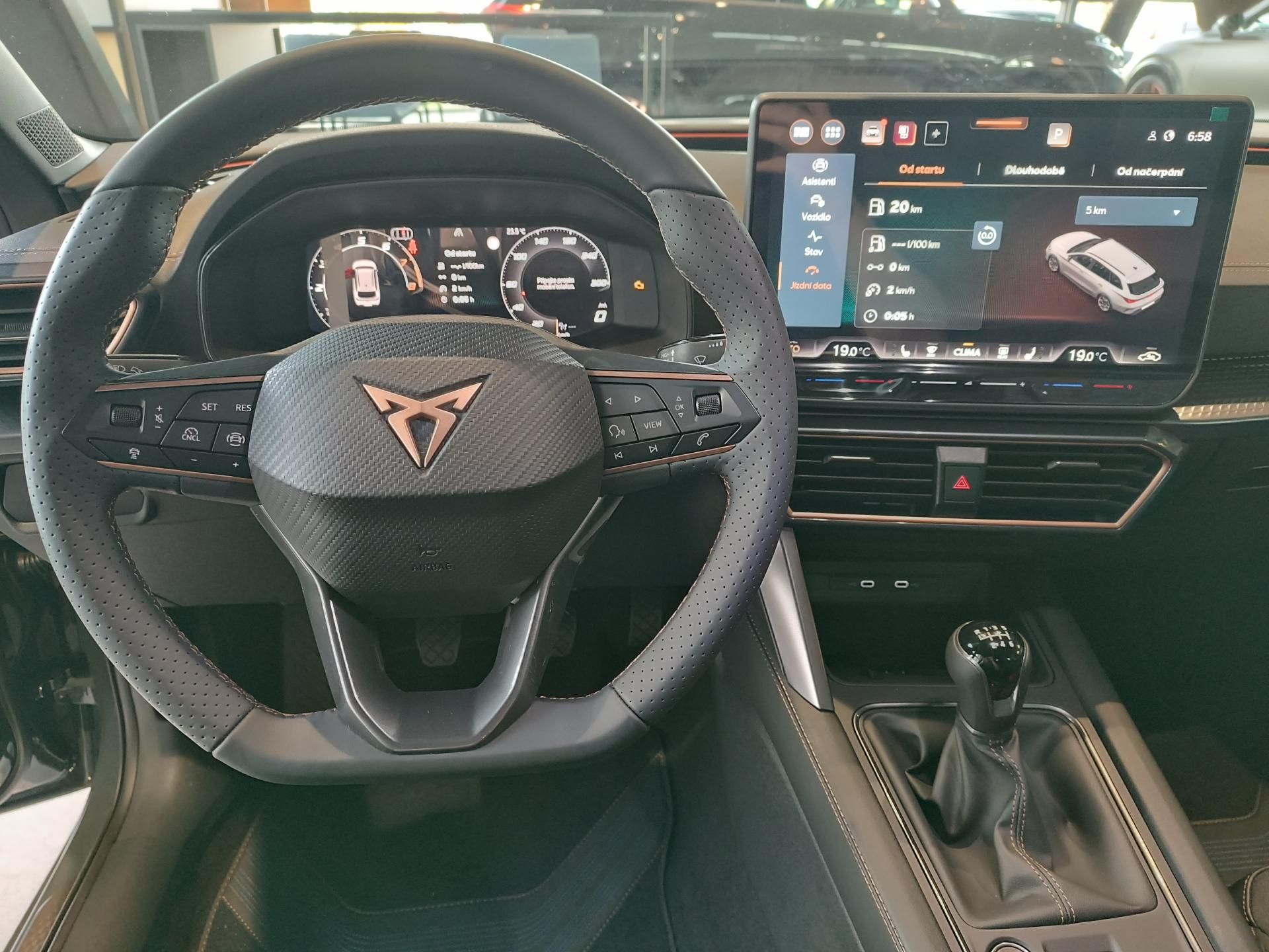Cupra Leon, CUPRA Leon SP 1.5 TSI 150k - fotka 6