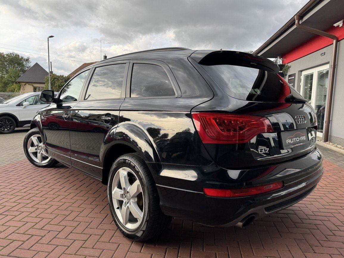 Audi Q7, 3.0TDi S-Line Vzduch Panorama - fotka 3