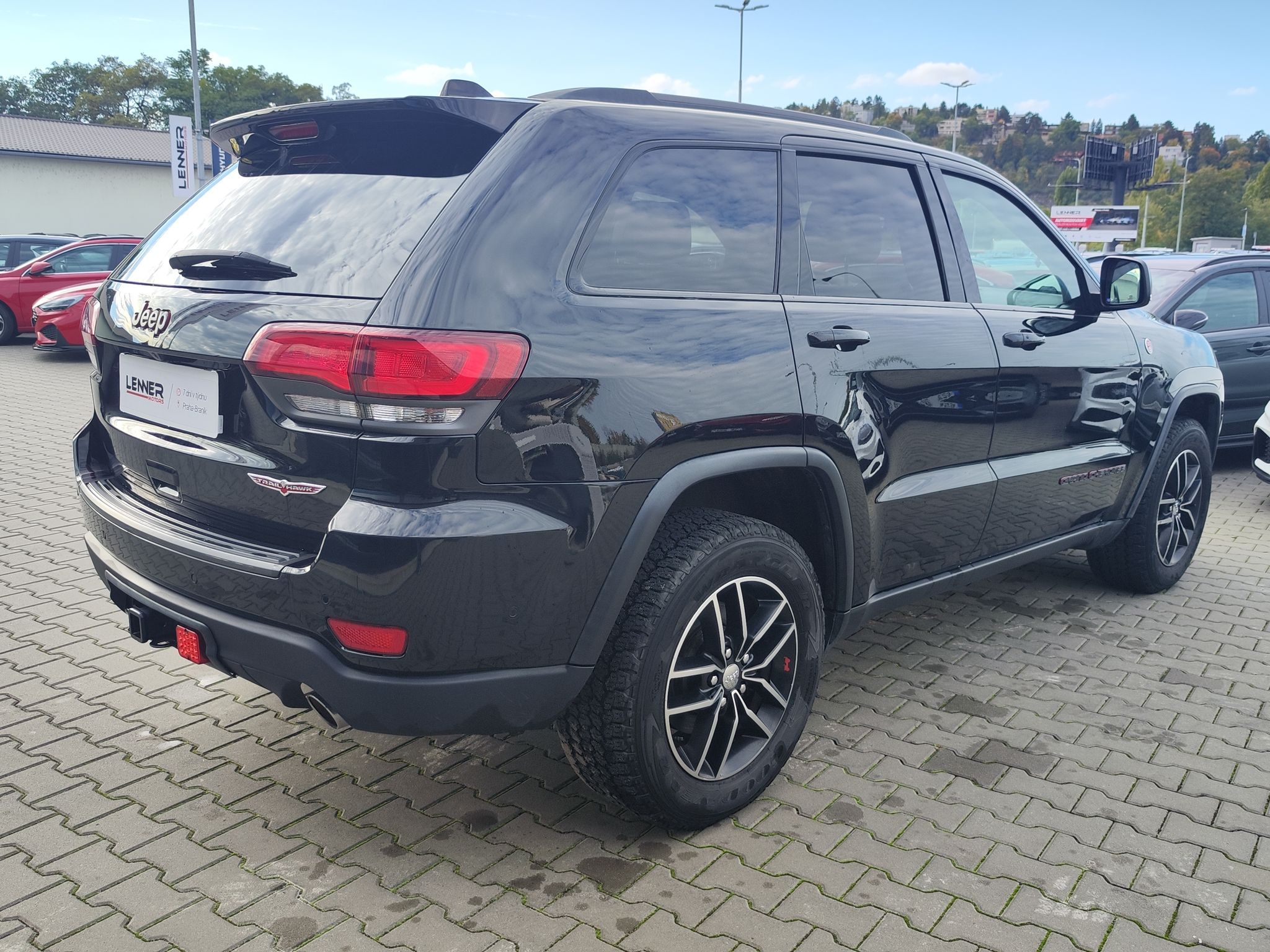 Jeep Grand Cherokee, 5.7 HEMI/268kW V8 Trailhawk AT - fotka 5