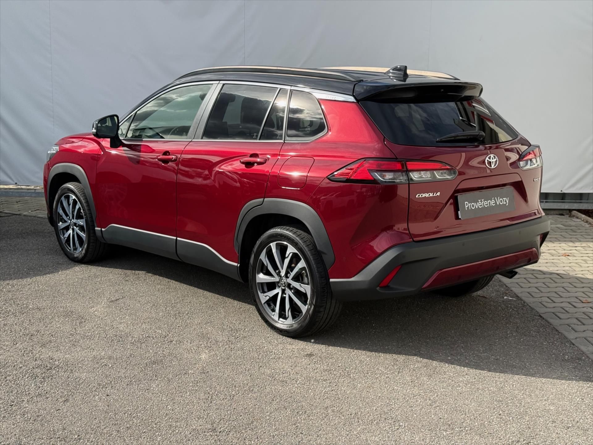 Toyota Corolla Cross, 2,0 Executive, 4x4 - fotka 6