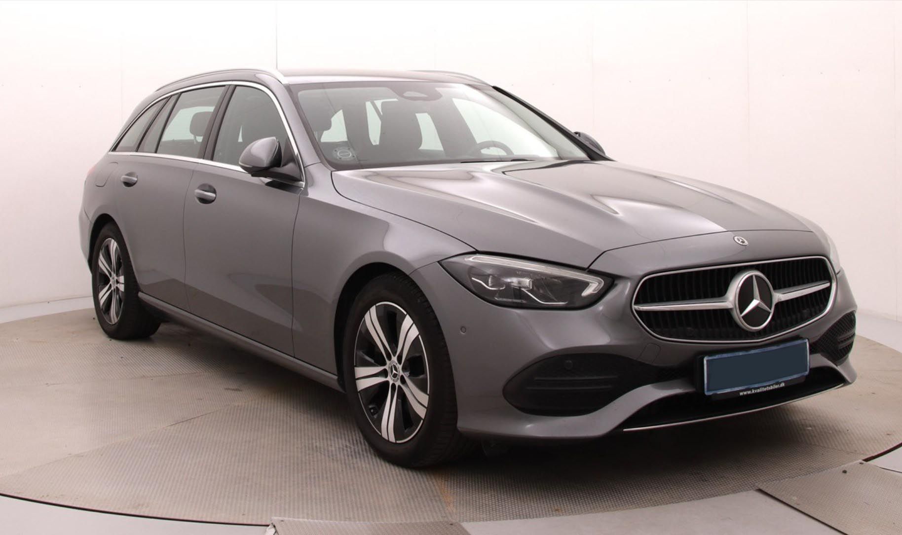 Mercedes-Benz Třídy C, 220d/Kam/Distronic - na cestě - fotka 4