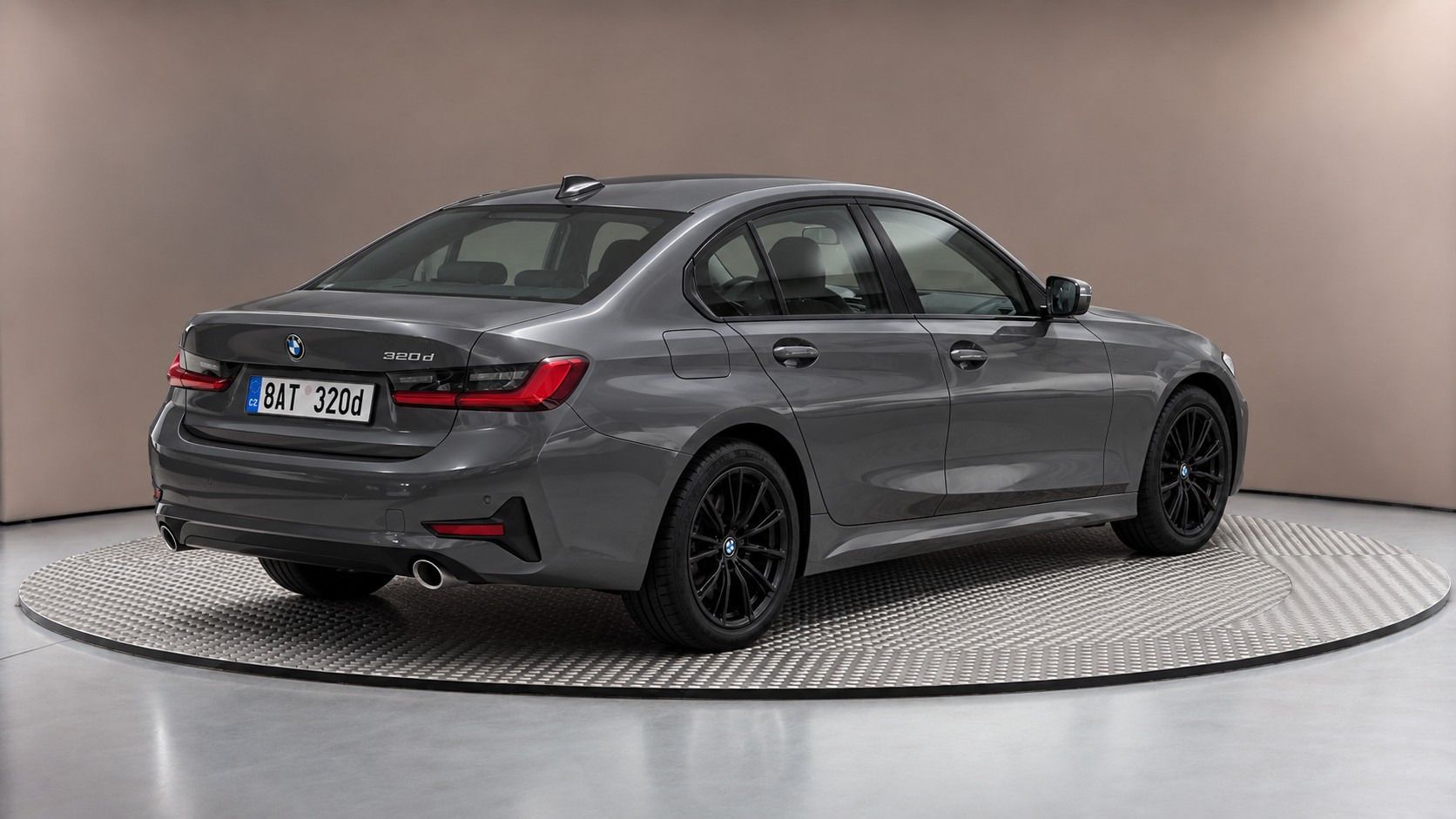 BMW Řada 3, 320d AT 140 kW Sport Line DPH - fotka 5